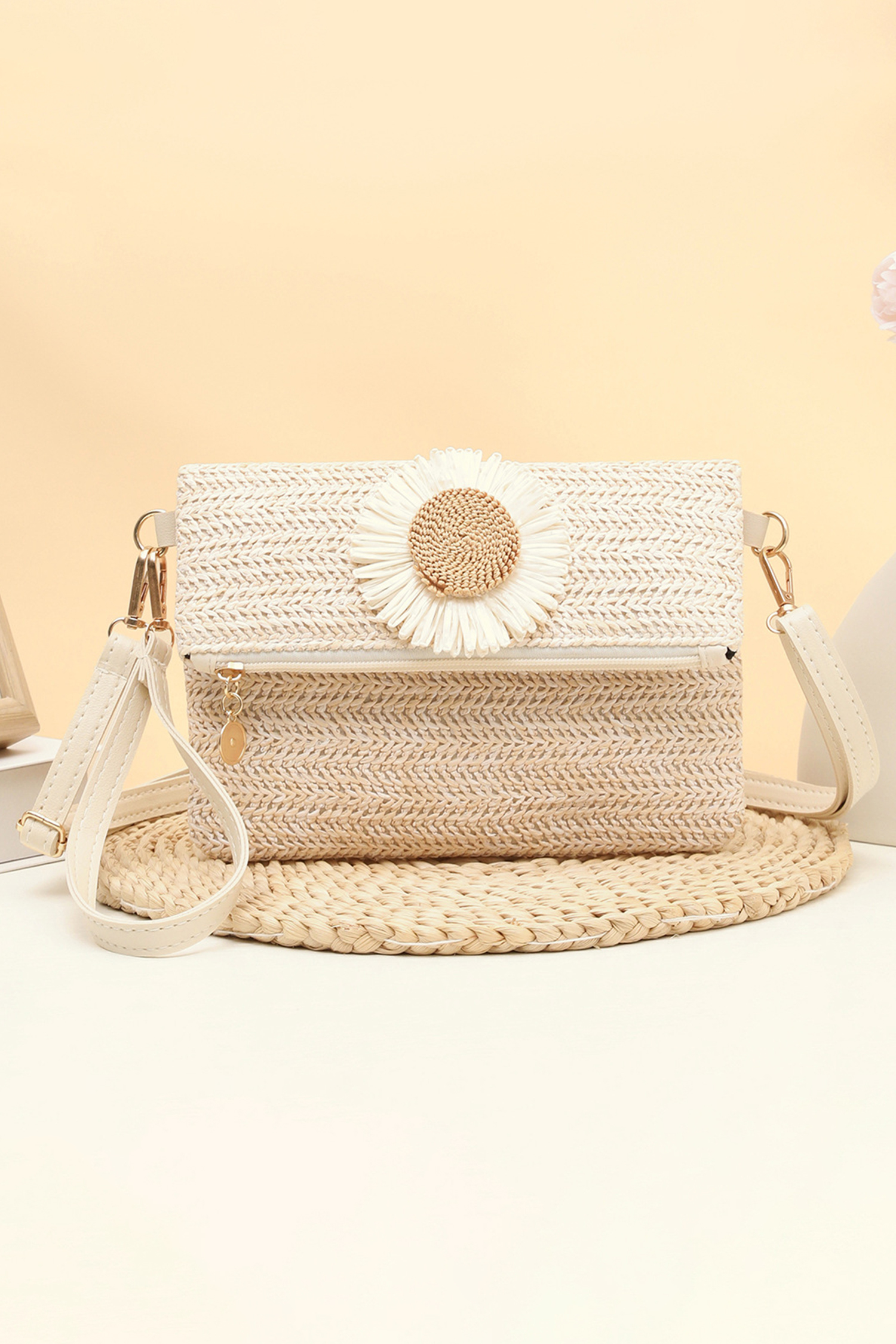 White Daisy Flower Straw Woven Zip Folded Magnetic Button Shoulder Bag - loveforevers
