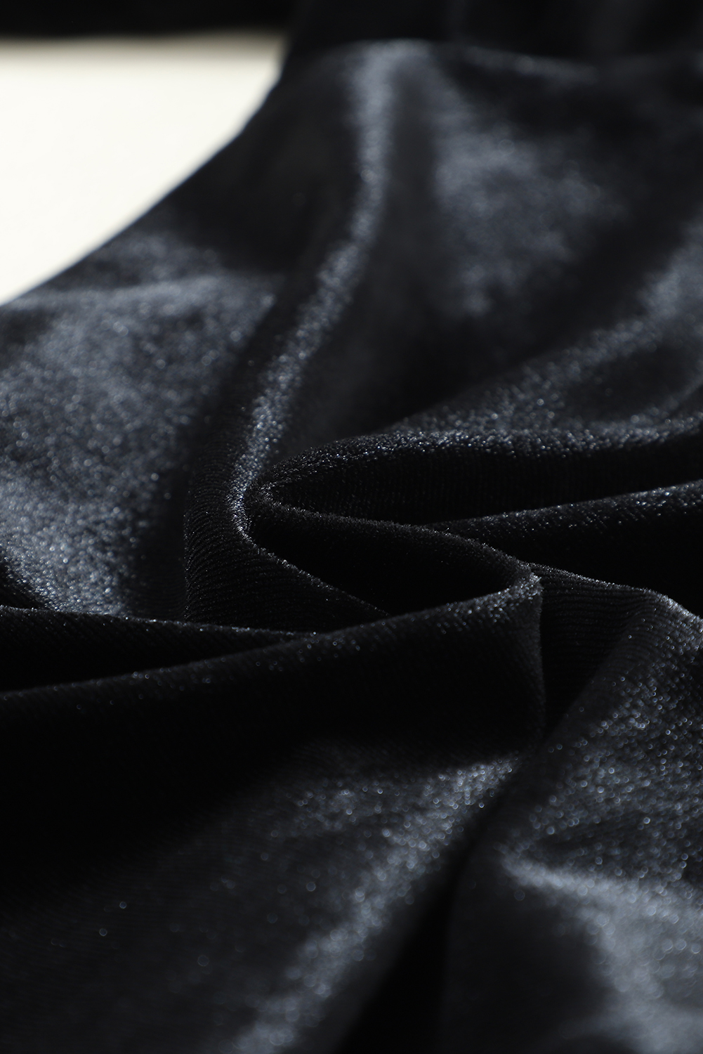 Black Solid Velvet Jogger Pants - loveforevers