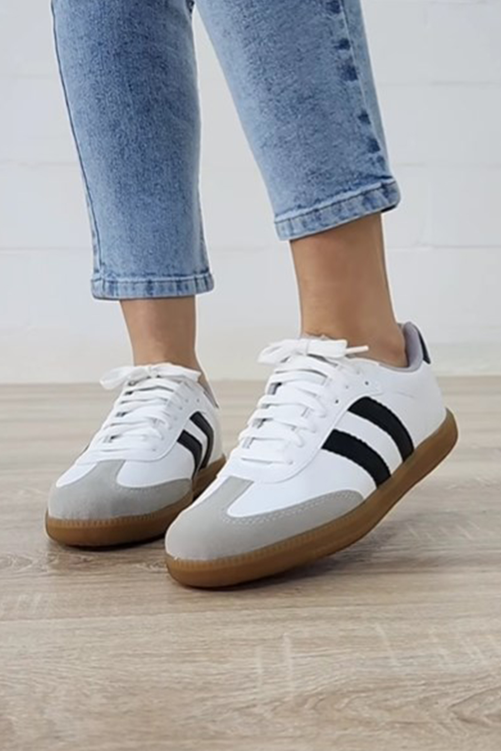 White Striped Lace-up Flat Sneakers - loveforevers