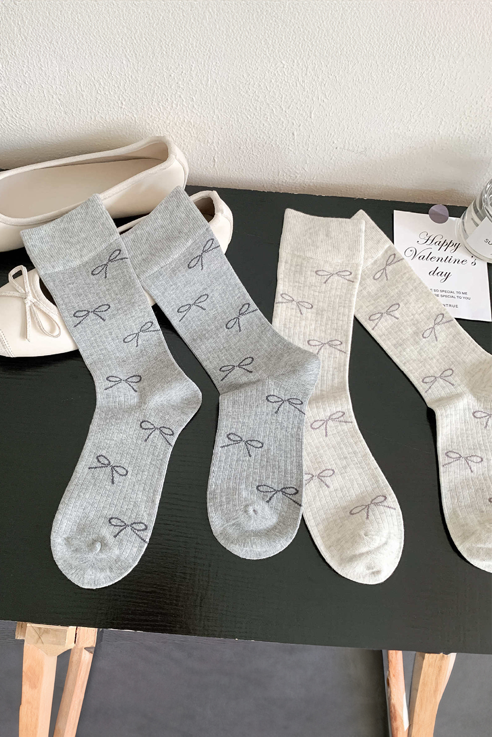 White Bow Knot Print Ribbed Crew Socks - loveforevers