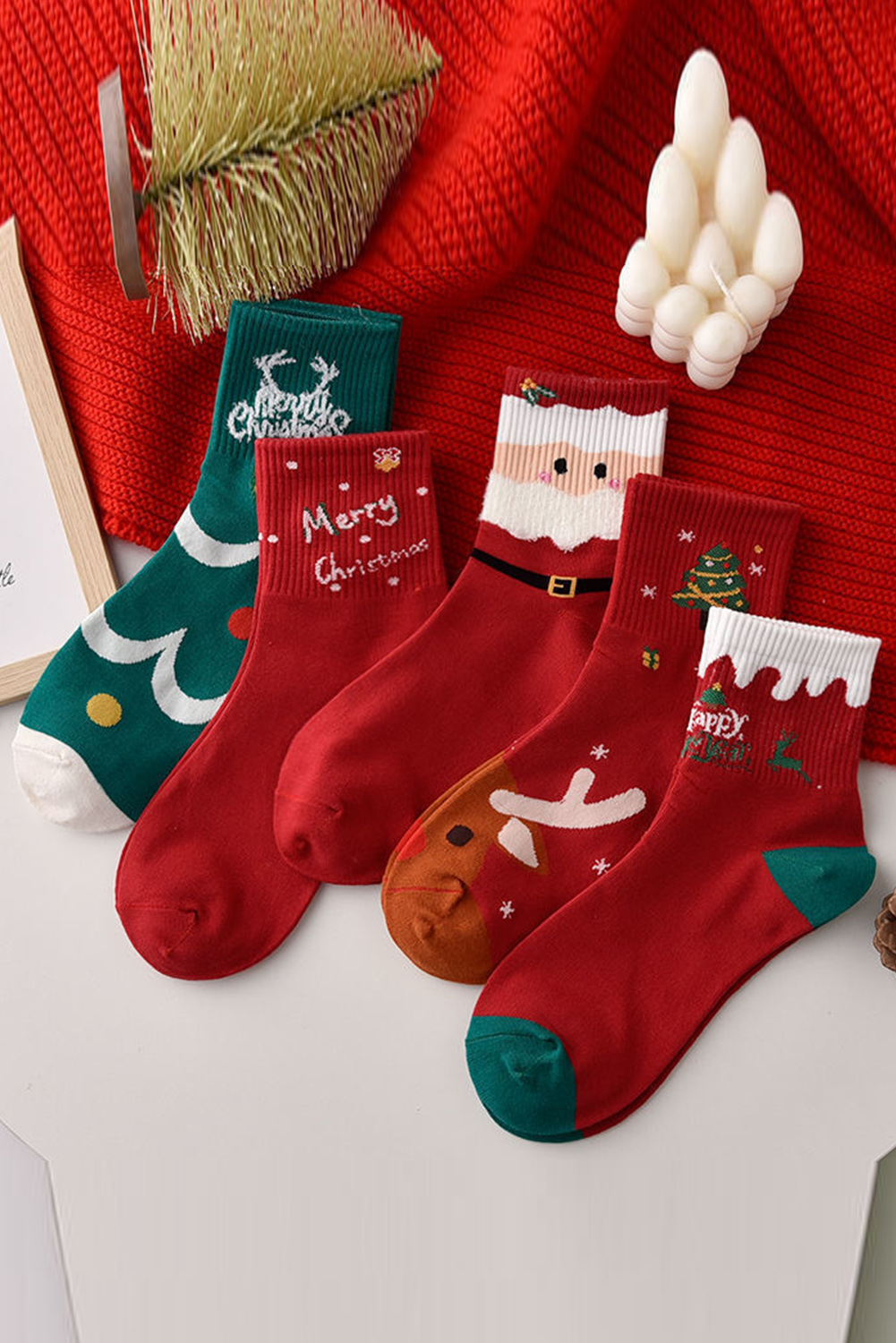 Fiery Red 5 Pairs Festive Merry Christmas Cartoon Print Socks - loveforevers