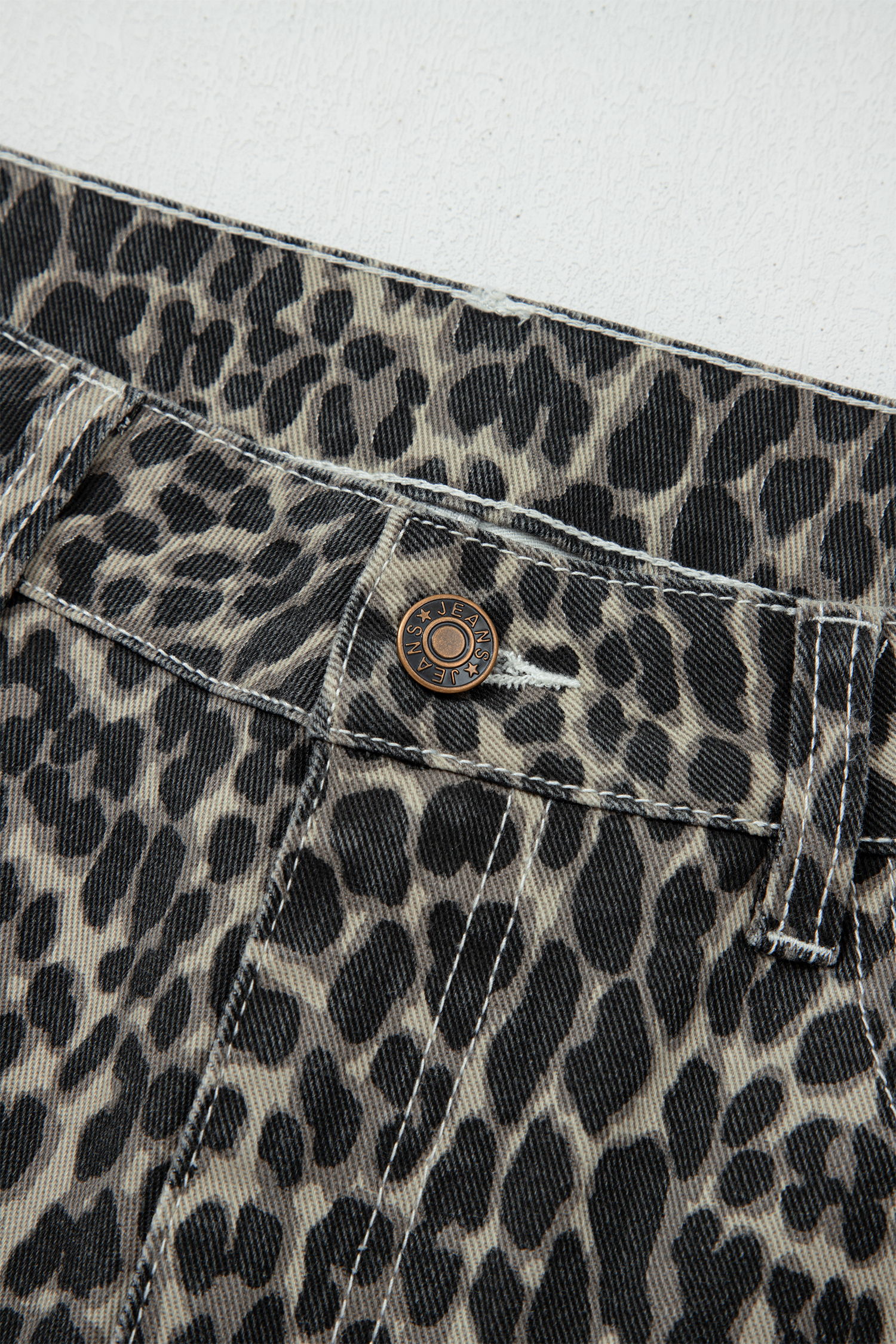 Black Leopard Print High Waist Barrel Jeans - loveforevers