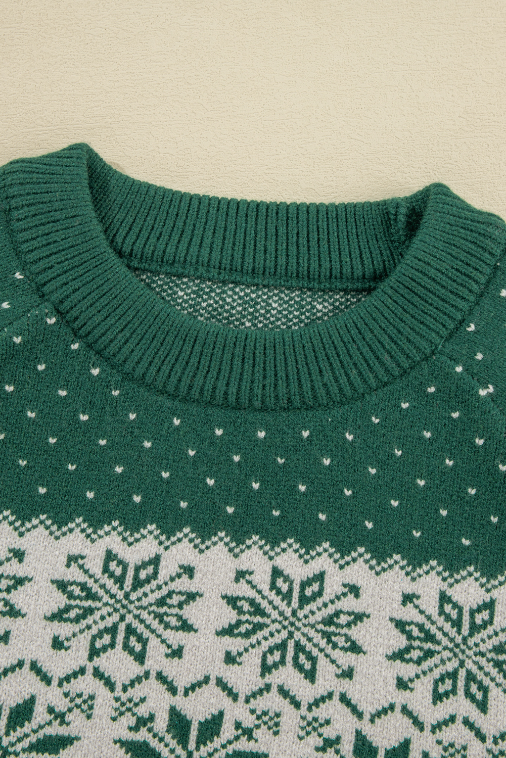 Green Christmas Snowflake Dotted Print Round Neck Sweater - loveforevers