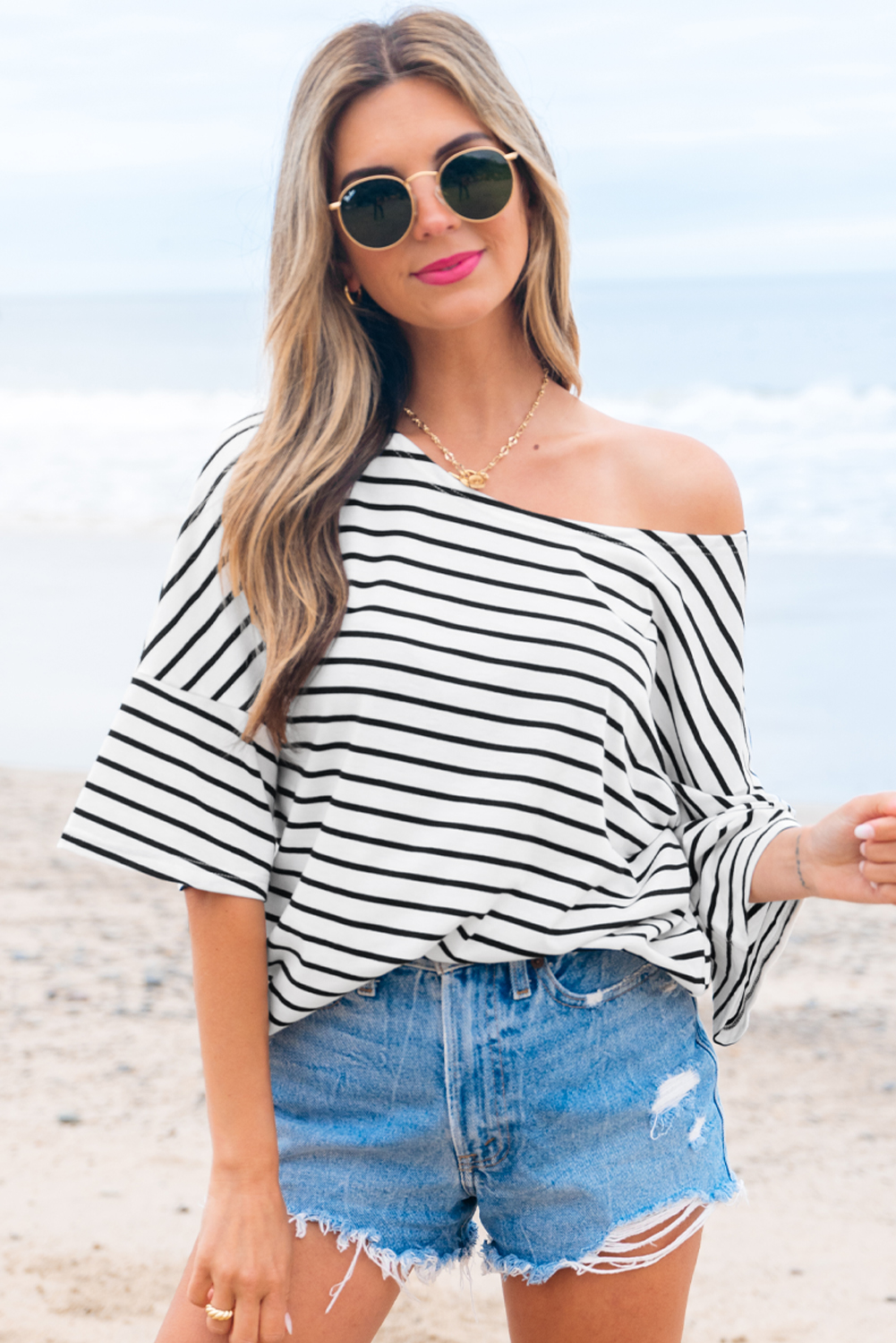 Black Stripe Half Sleeve Scoop Neck Loose Top - loveforevers