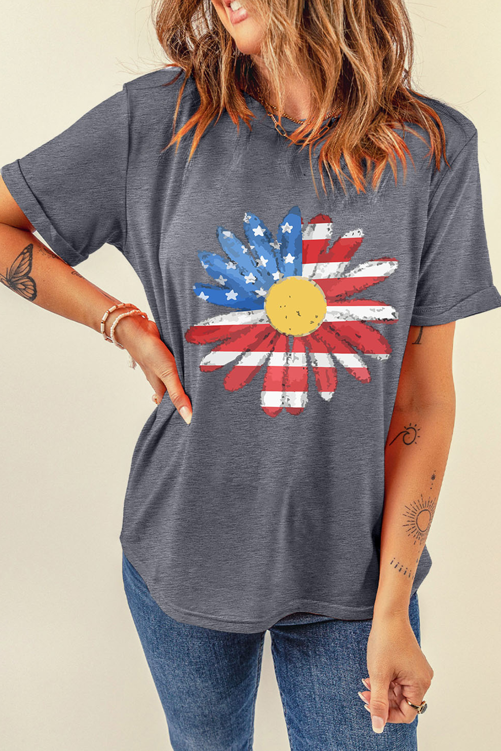 Gray Flag Pattern Sunflower Graphic Crew Neck Tee - loveforevers