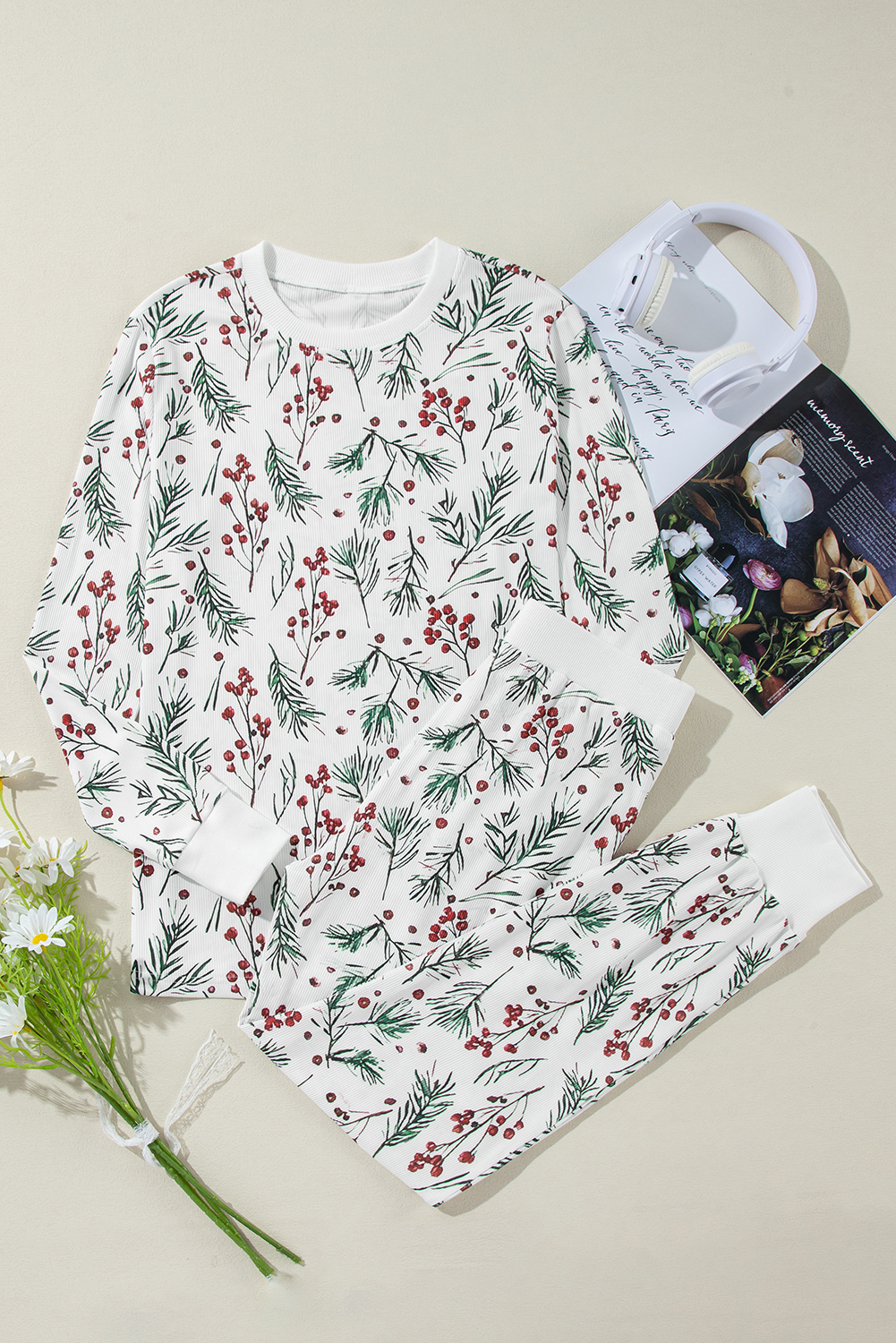 White Holly Print Thermal Pullover Pants Lounge Set - loveforevers