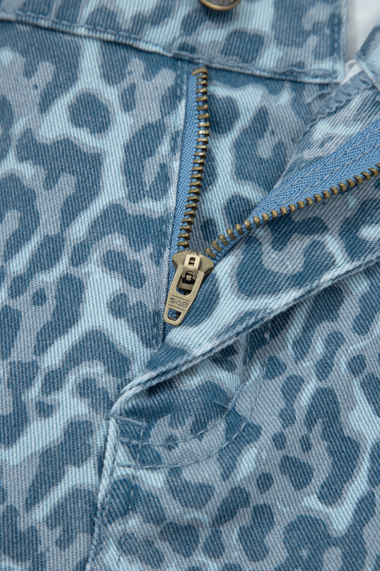Rose Leopard Frayed Edge Wide Leg High Waist Jeans - loveforevers
