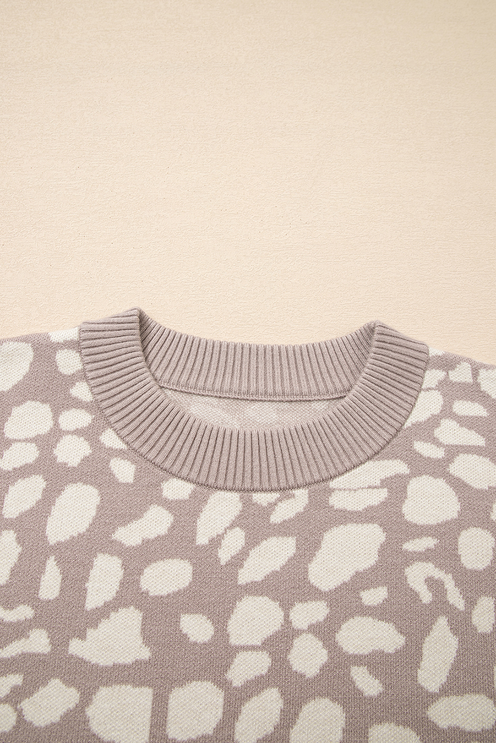 Gray Leopard Spots Pattern Ribbed Trim Drop Shoulder Sweater - loveforevers