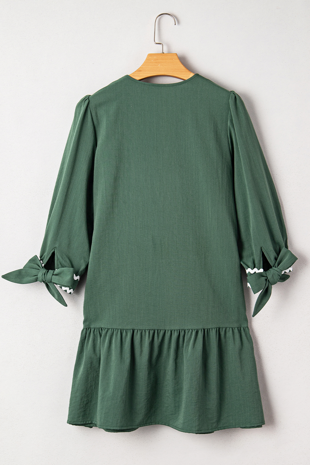 Canton Contrast Ricrac Trim Button V Neck Knotted Bracelet Sleeve Shift Dress - loveforevers
