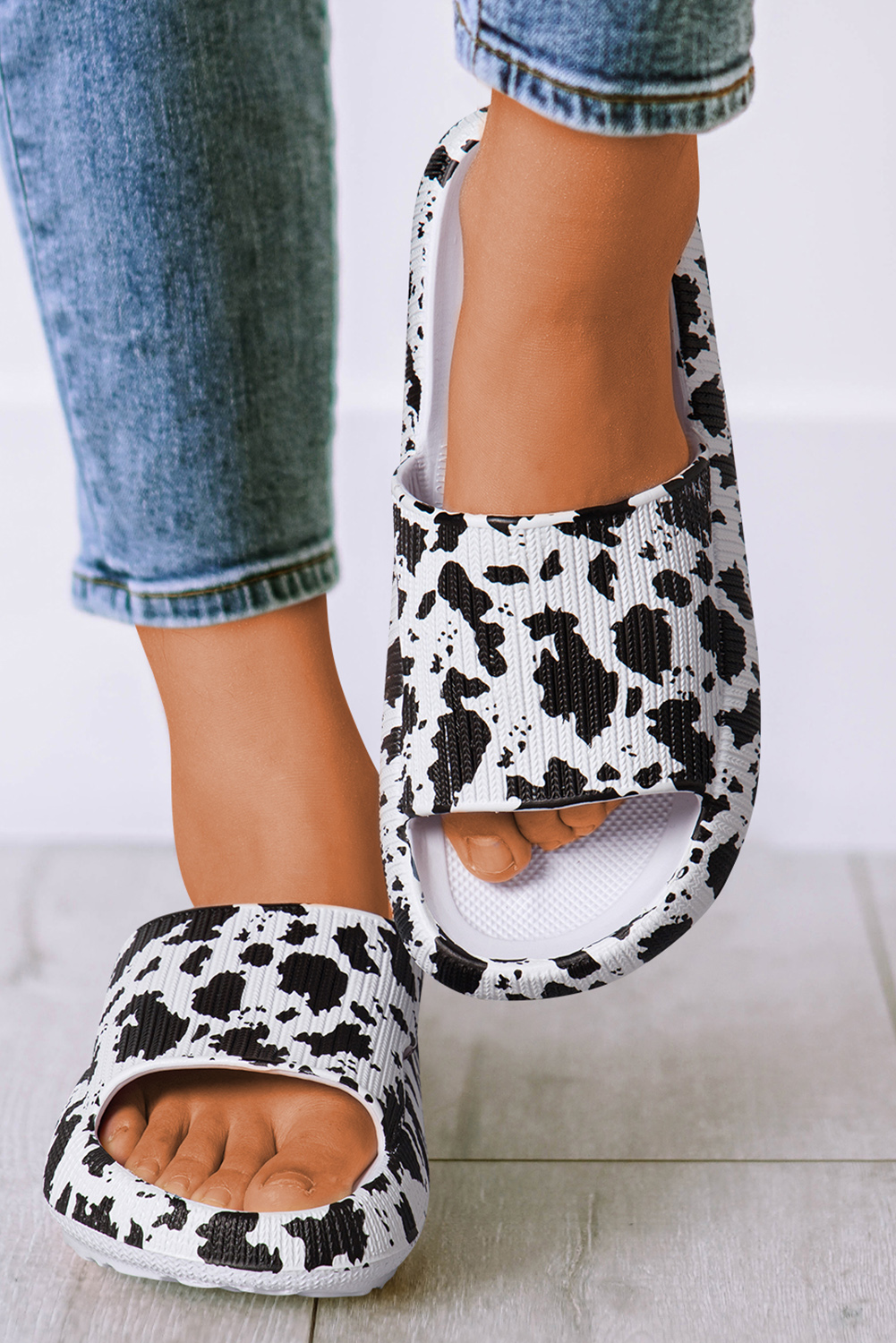 White Leopard Print Thick Sole Slip On Slippers - loveforevers