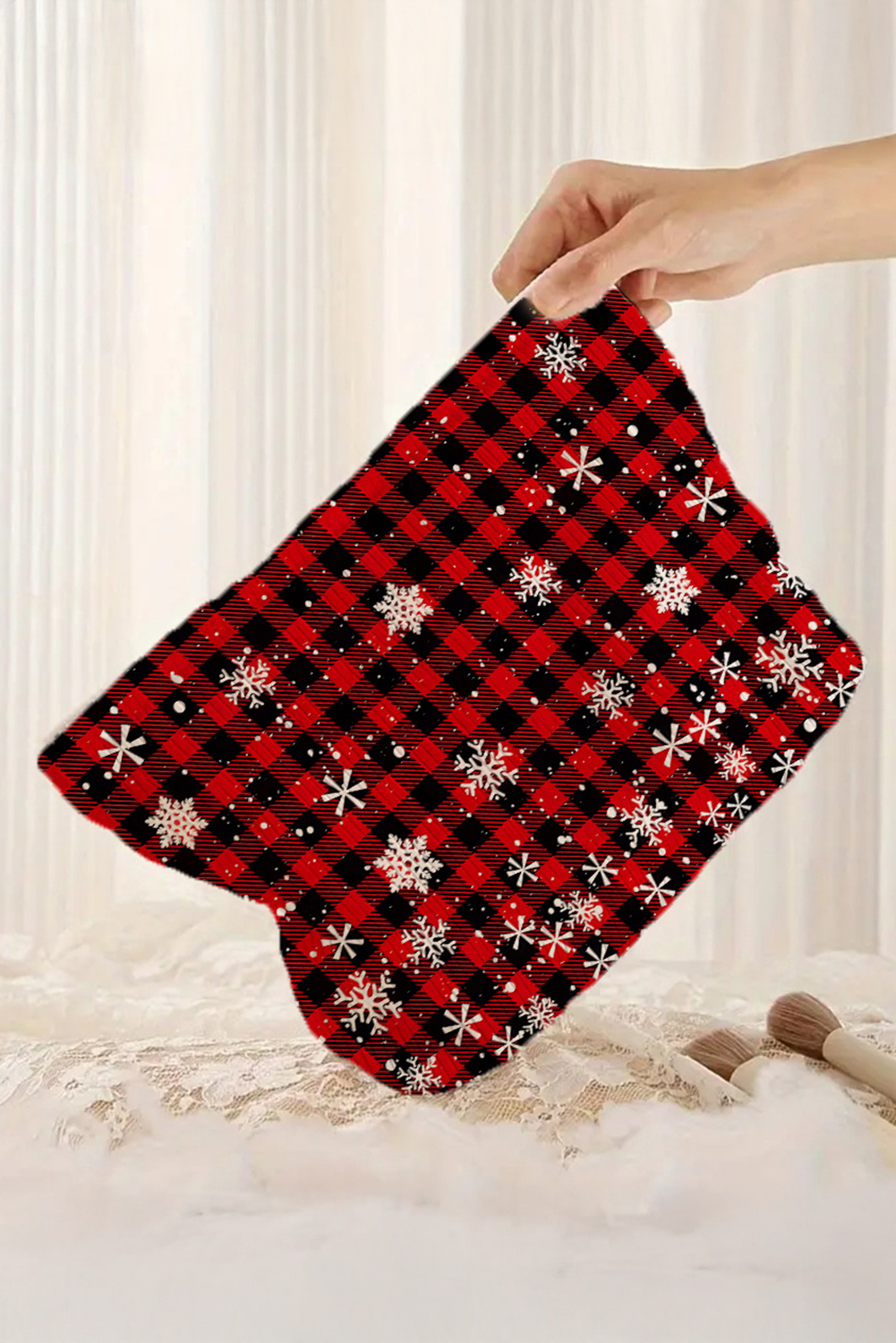 Fiery Red Plaid Christmas Snowflake Print Cosmetic Bag - loveforevers