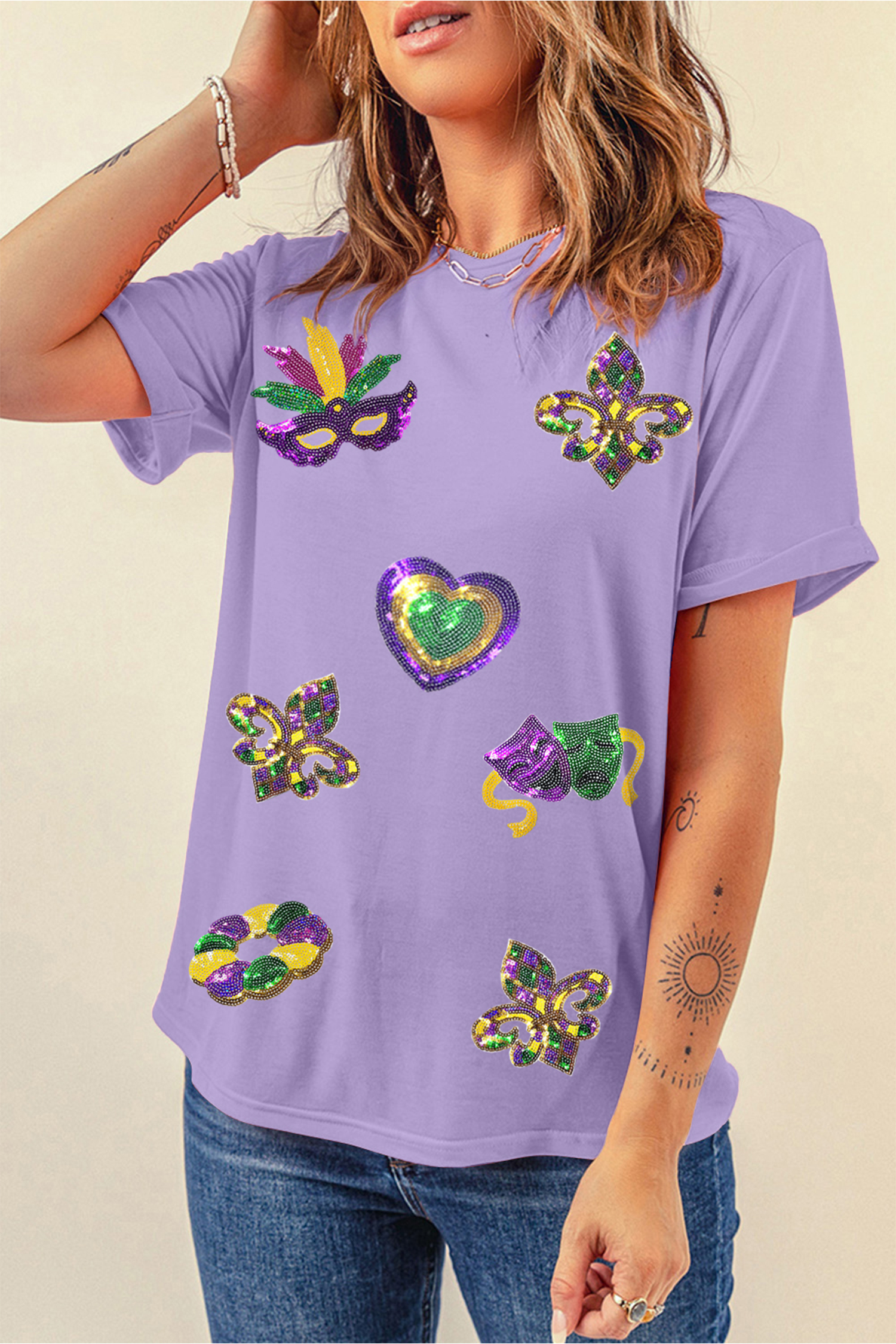 White Sequined Mardi Gras Symbolic Pattern Casual Tee - loveforevers