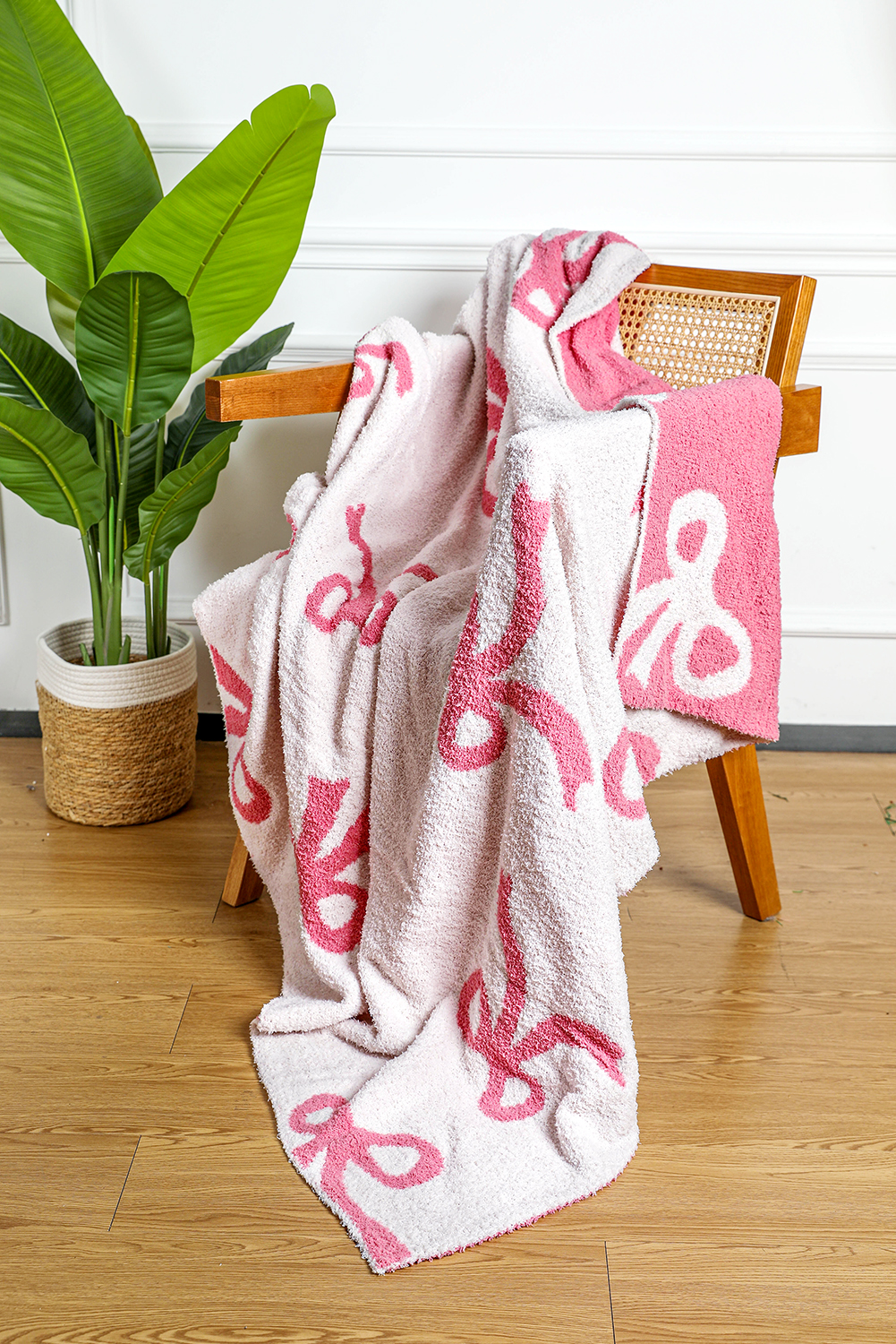 Pink Bow Printed Cozy Soft Throw Blanket - loveforevers