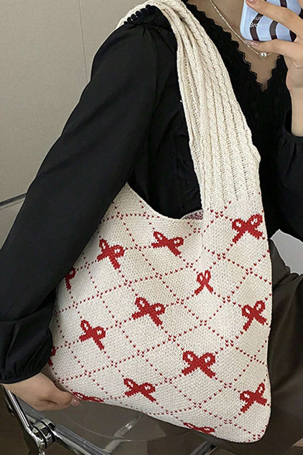 Fiery Red Bow Argyle Pattern Cable Knit Handle Tote Bag - loveforevers