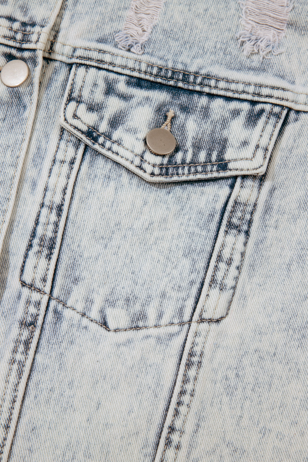 Beau Blue Light Wash Buttoned Chest Pocket Puff Sleeve Denim Jacket - loveforevers
