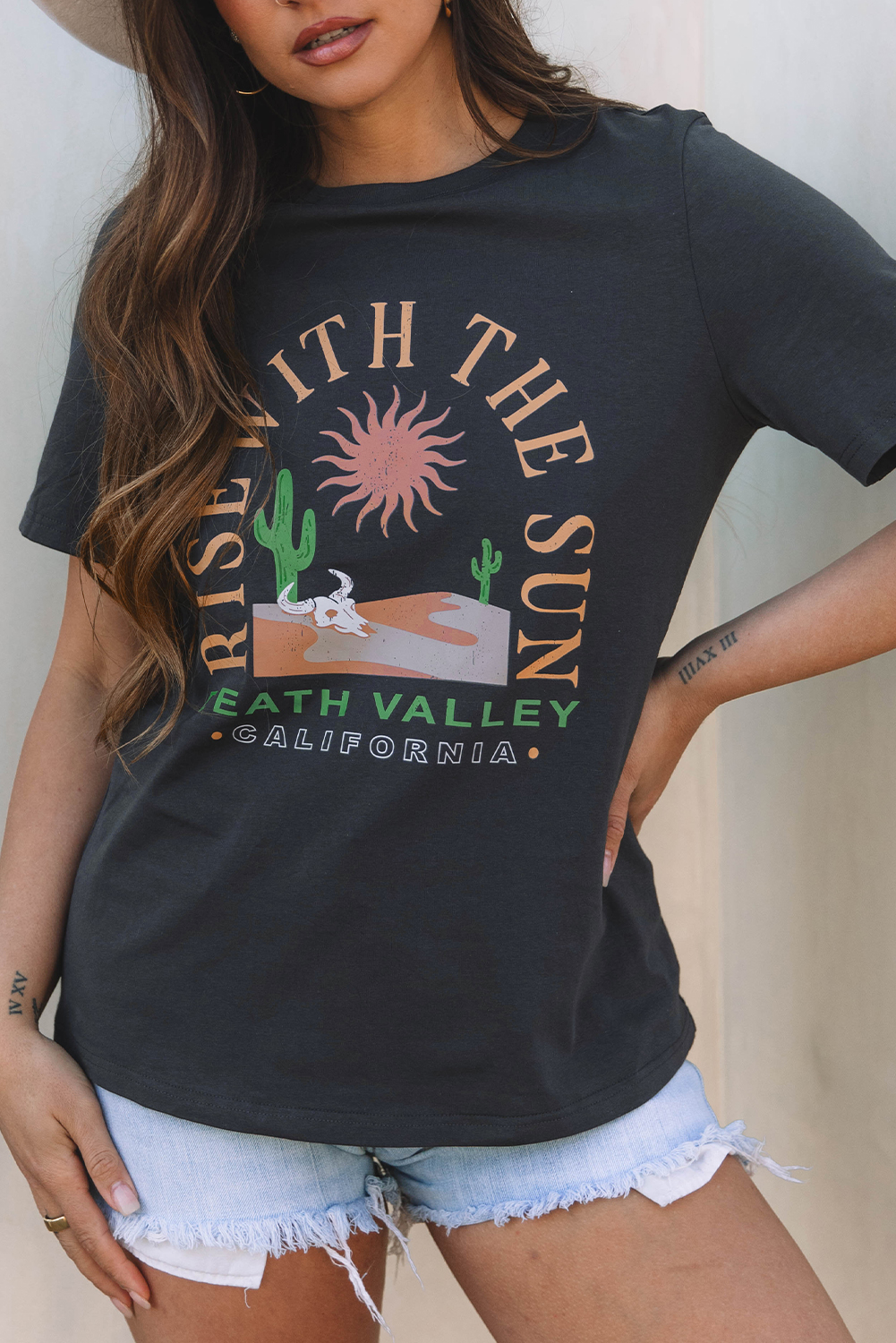 Dark Grey RISE WITH THE SUN Western Fashion Graphic Tee - loveforevers