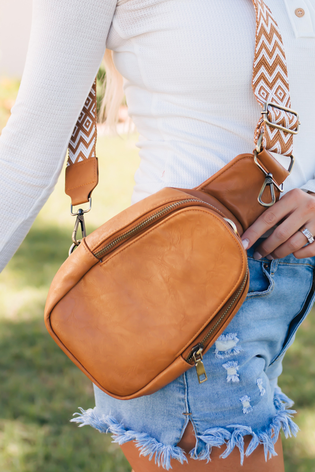 Brown Faux Leather Zipped Crossbody Chest Bag - loveforevers