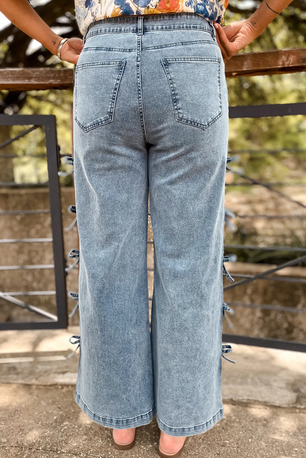 White Bow Knot Side Detail Straight Leg Loose Jeans - loveforevers