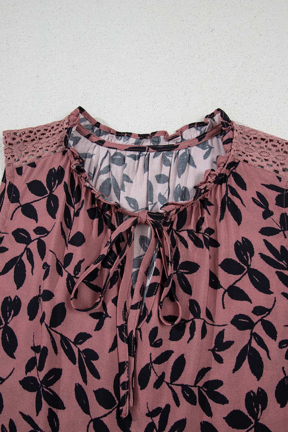 Brown Leaf Print Lace-up V Neck Crinckled Tank Top - loveforevers