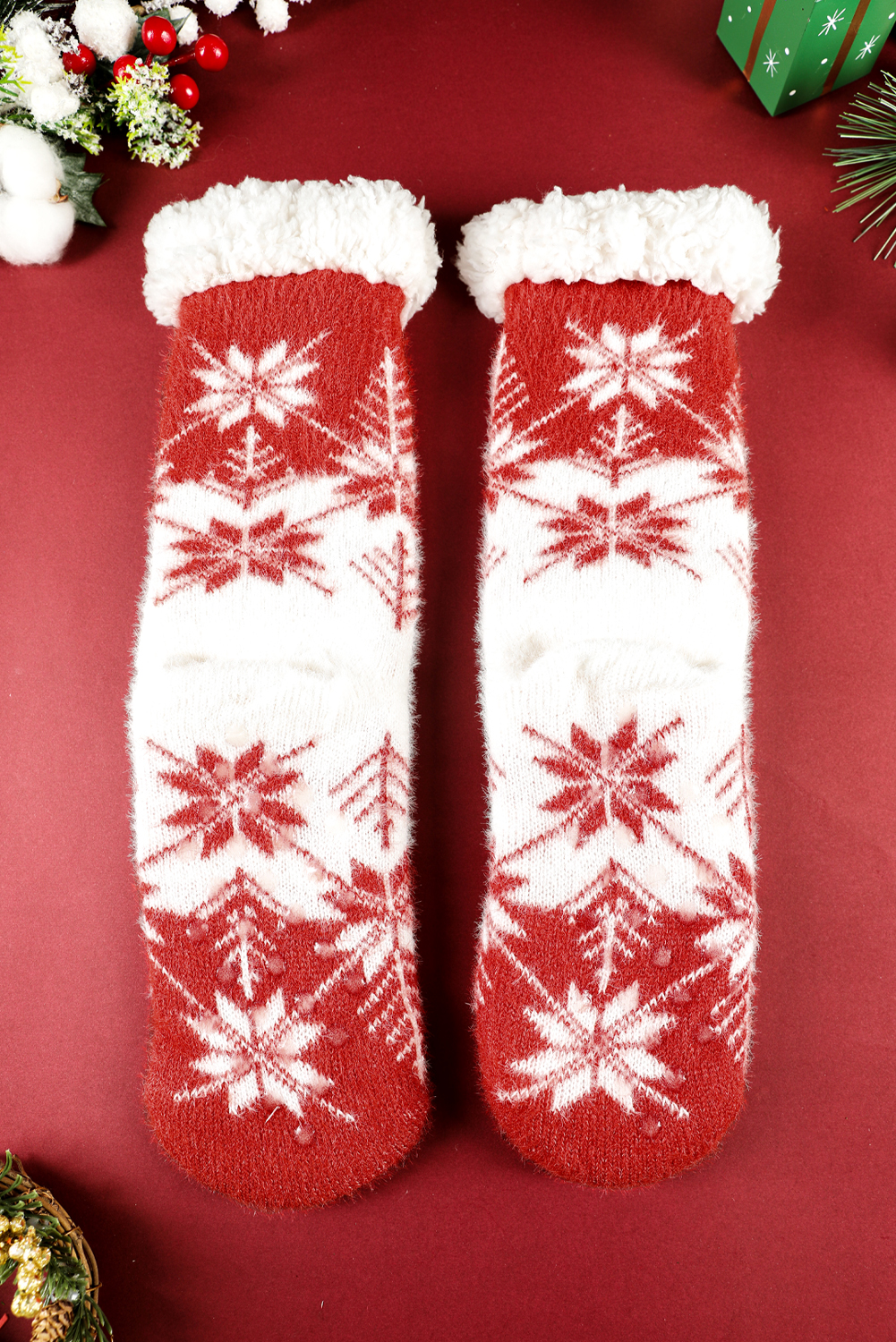 Fiery Red Christmas Snowflake Cozy Sherpa Lined Cabin Socks - loveforevers