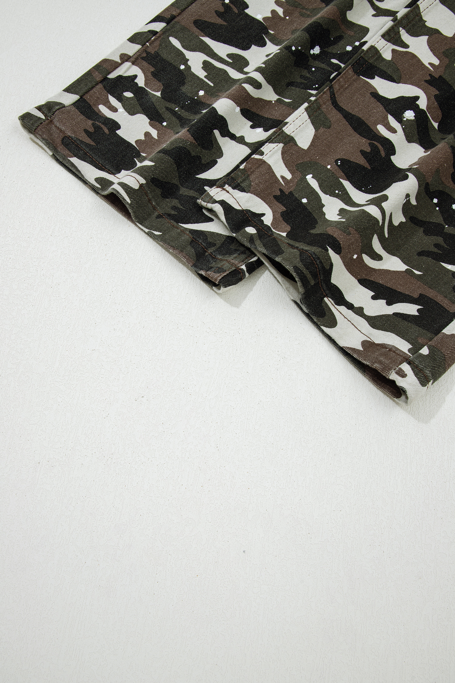 Green Camouflage Print Splashed Distressed Loose Denim Pants - loveforevers