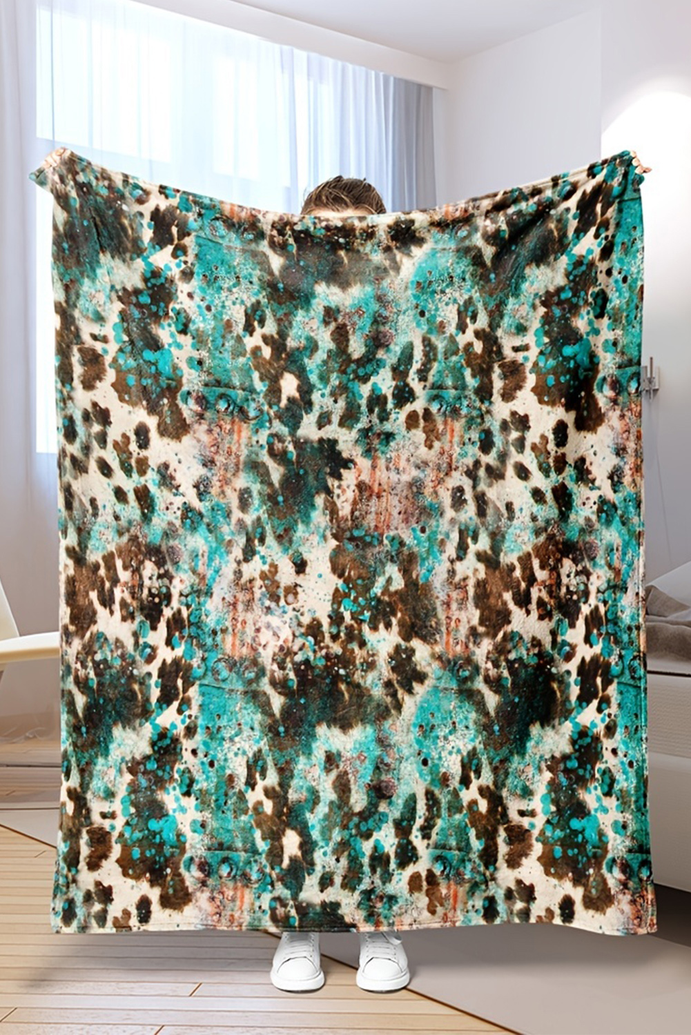 Multicolour Cow Spots Plush Blanket - loveforevers