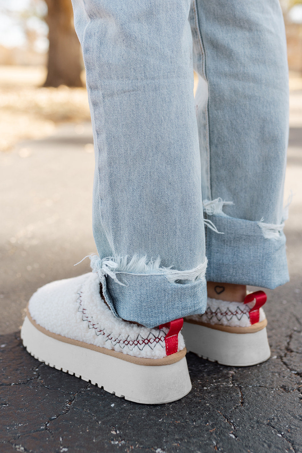 Oatmeal Embroidered Sherpa Plush Thick Sole Snow Boots - loveforevers