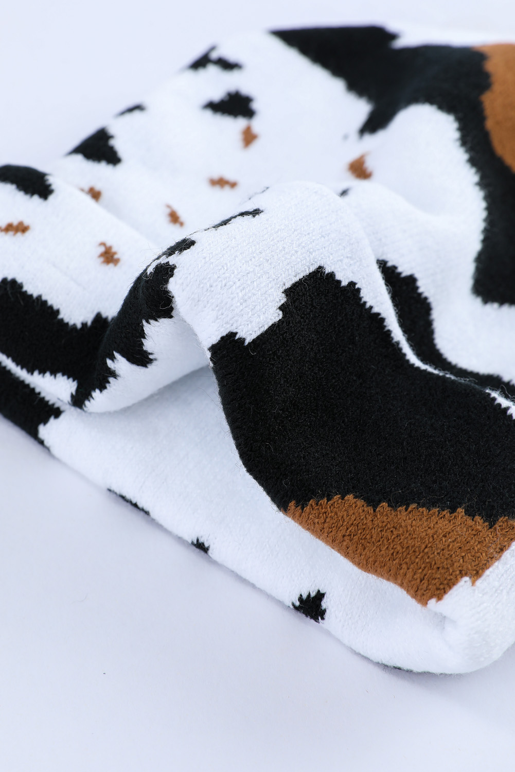 Black Cow Spots Printed Warm Beanie Hat - loveforevers