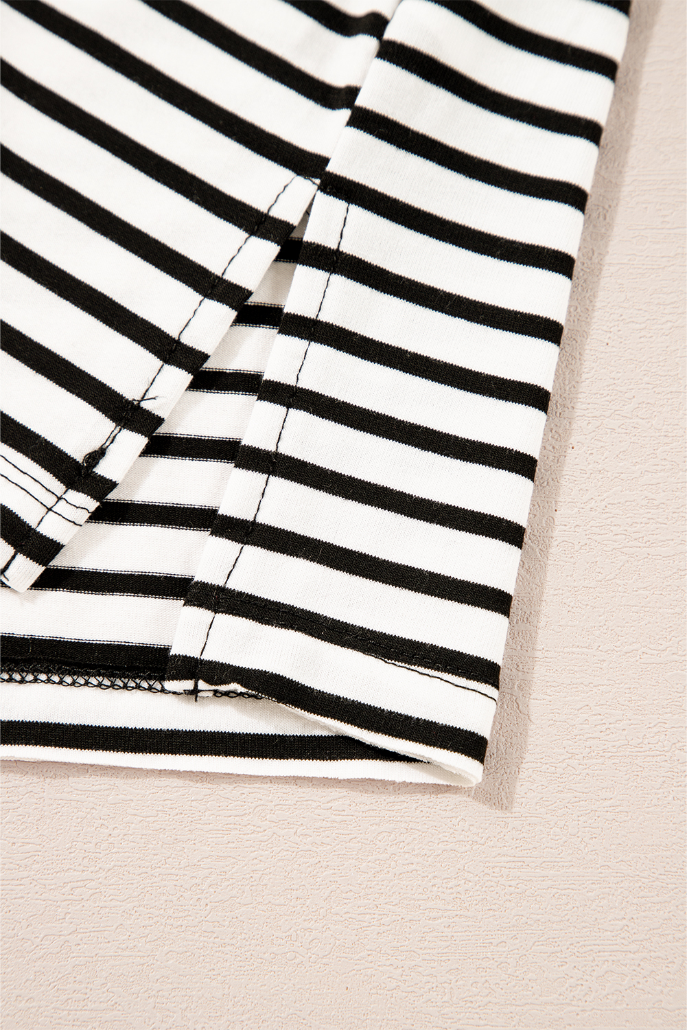 Red Stripe Chest Pocket Patch Round Neck Tank Top - loveforevers