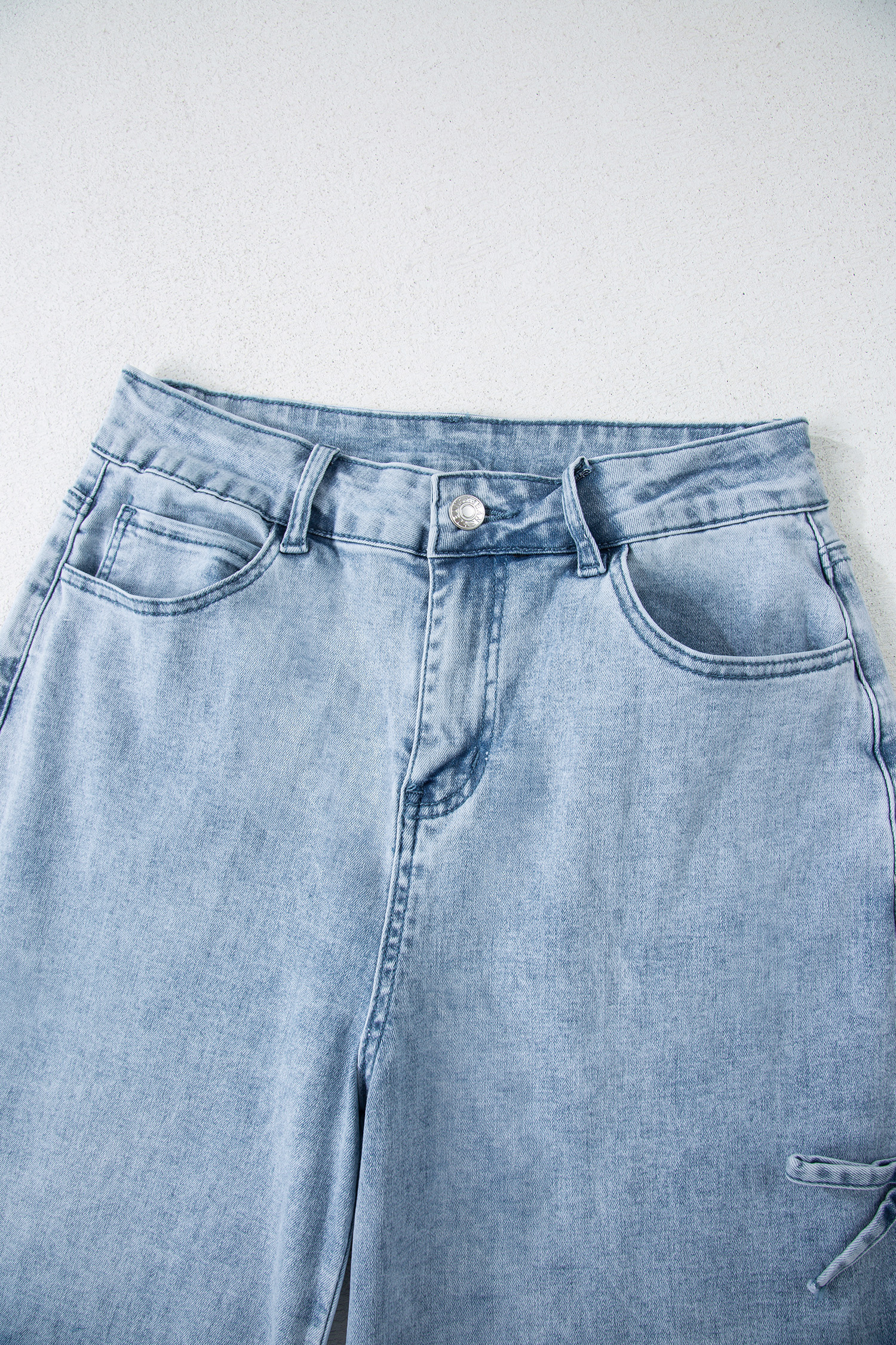 White Bow Knot Side Detail Straight Leg Loose Jeans - loveforevers