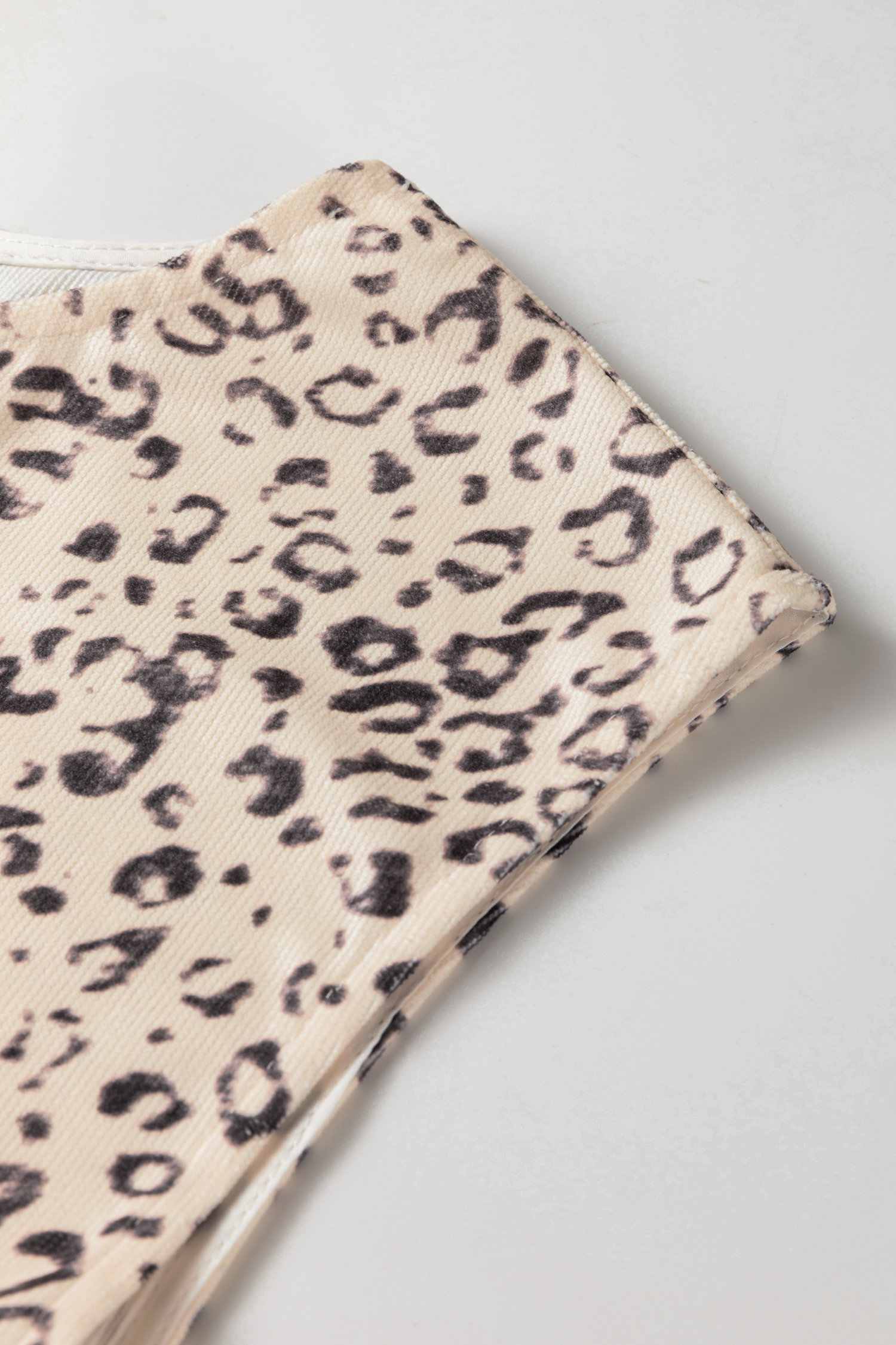 Apricot Knot Side Leopard Print Vest - loveforevers