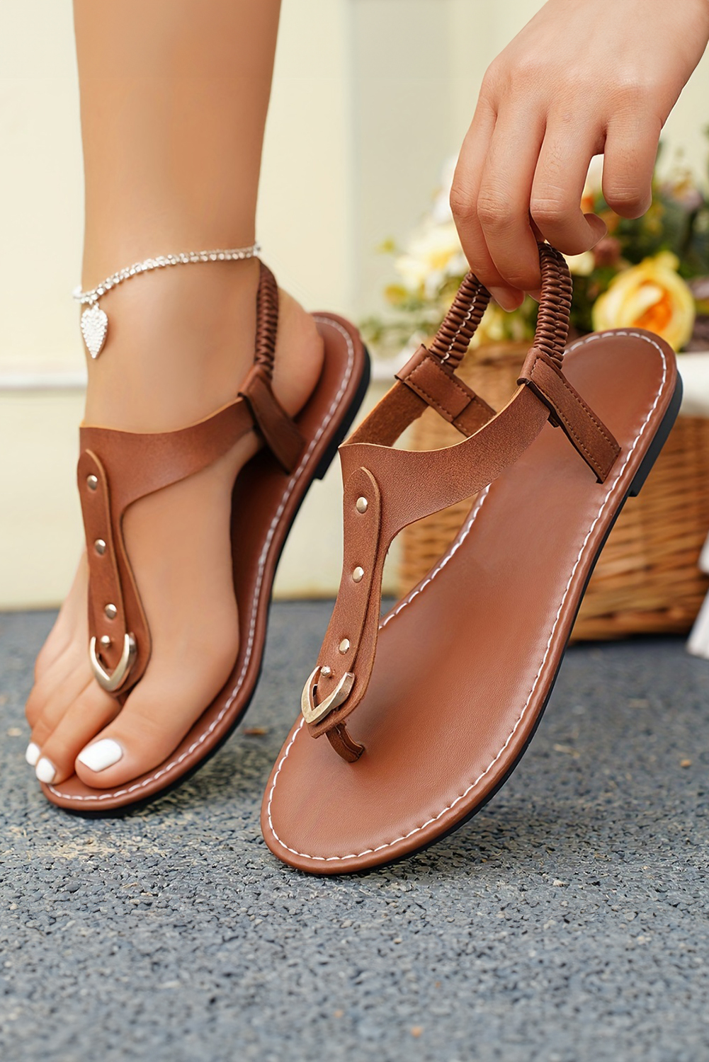 Chestnut Faux Leather Hollow Out Clip Toe Flat Sandals - loveforevers