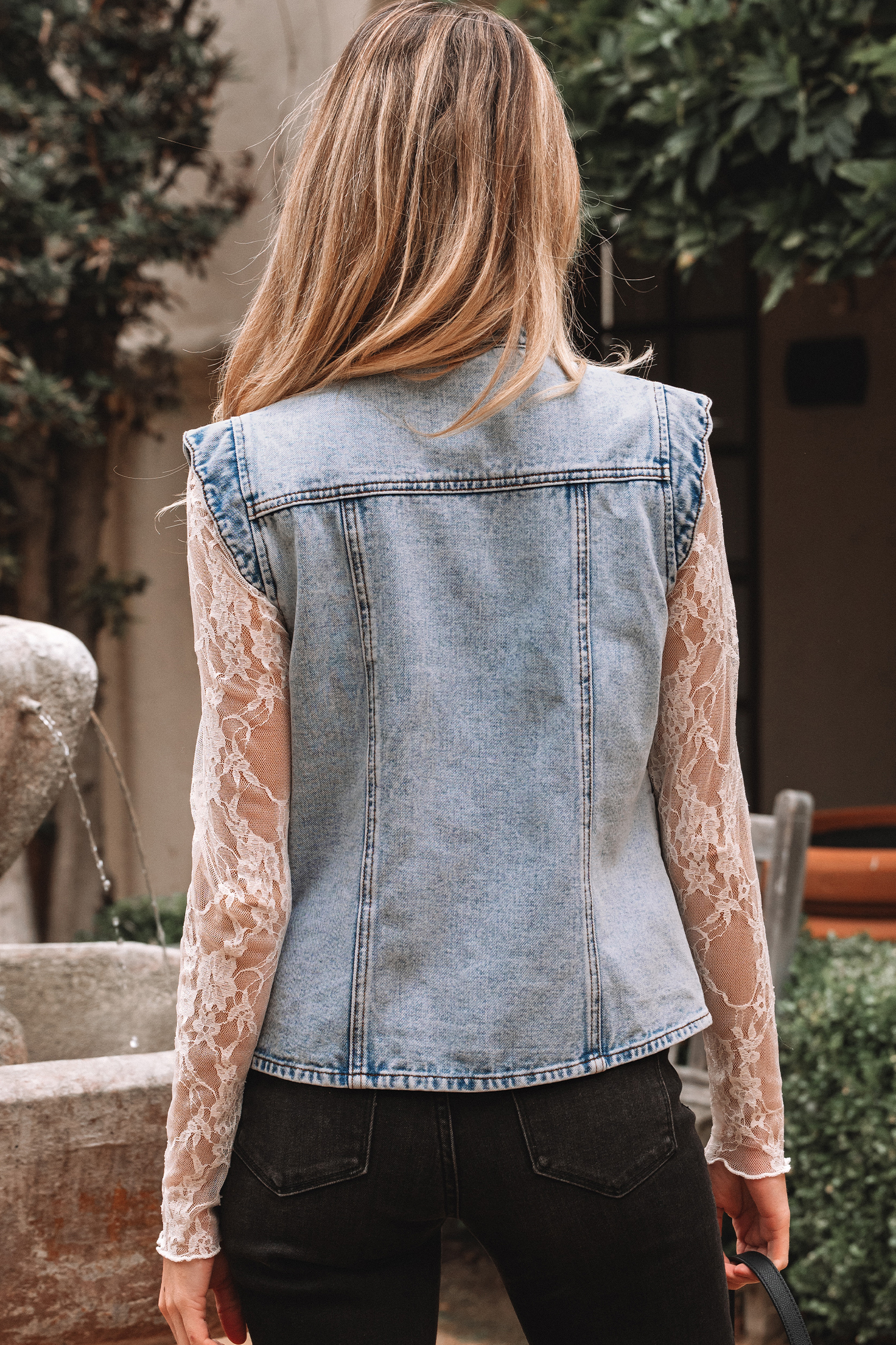 Beau Blue Scalloped Trim Patch Pocket Button Front Denim Vest - loveforevers