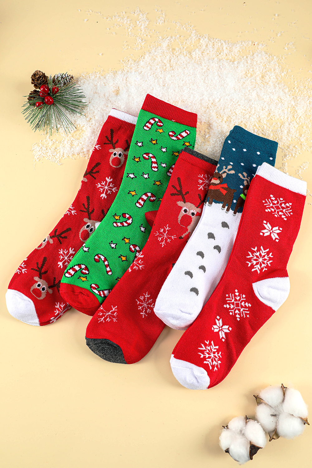 Dearlove Fiery Red 5 Pairs/Set Christmas Cartoon Elk Soft Socks Set with Box - loveforevers