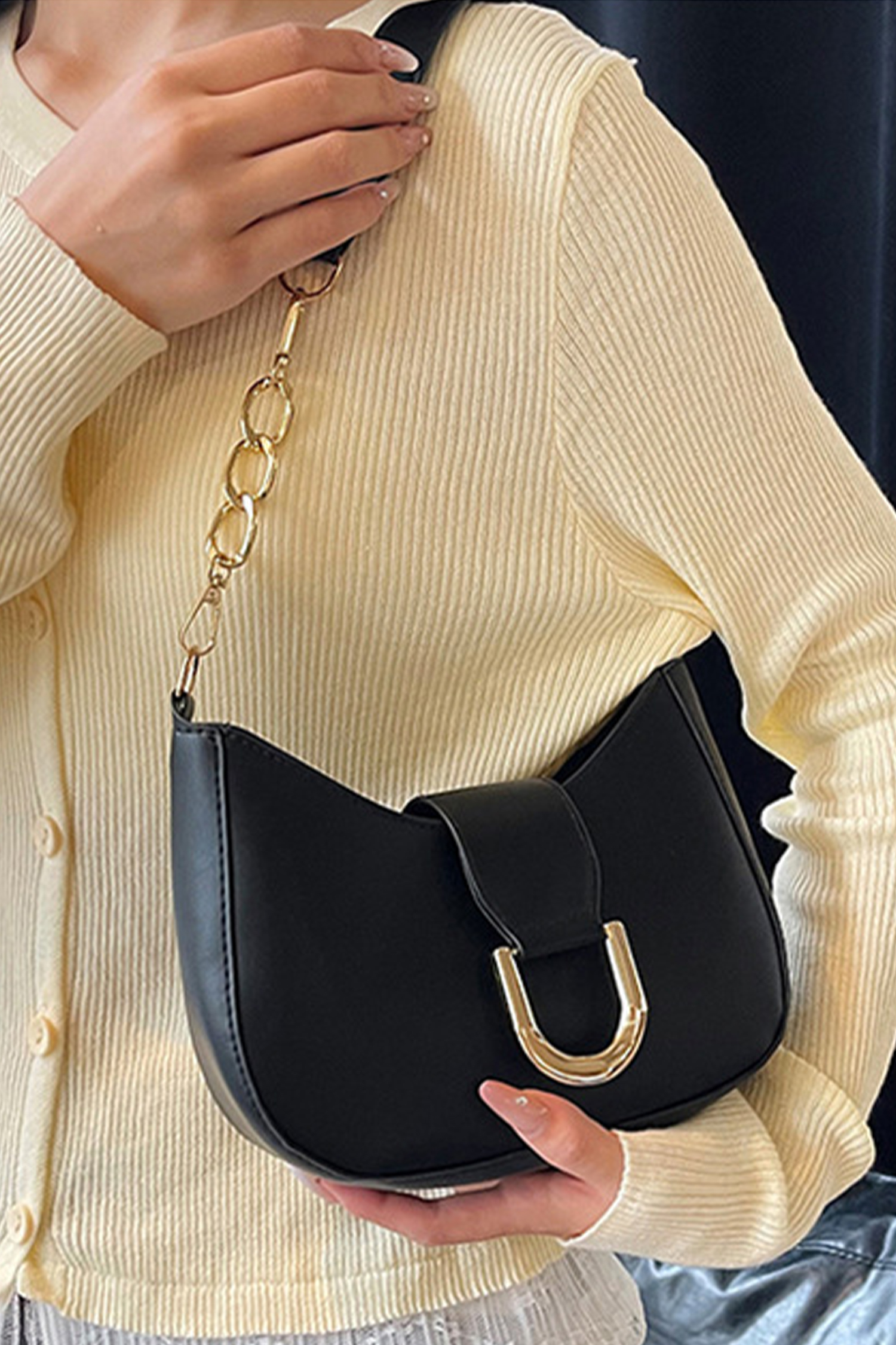 Black Gold Hardware PU Leather Single Shoulder Bag - loveforevers