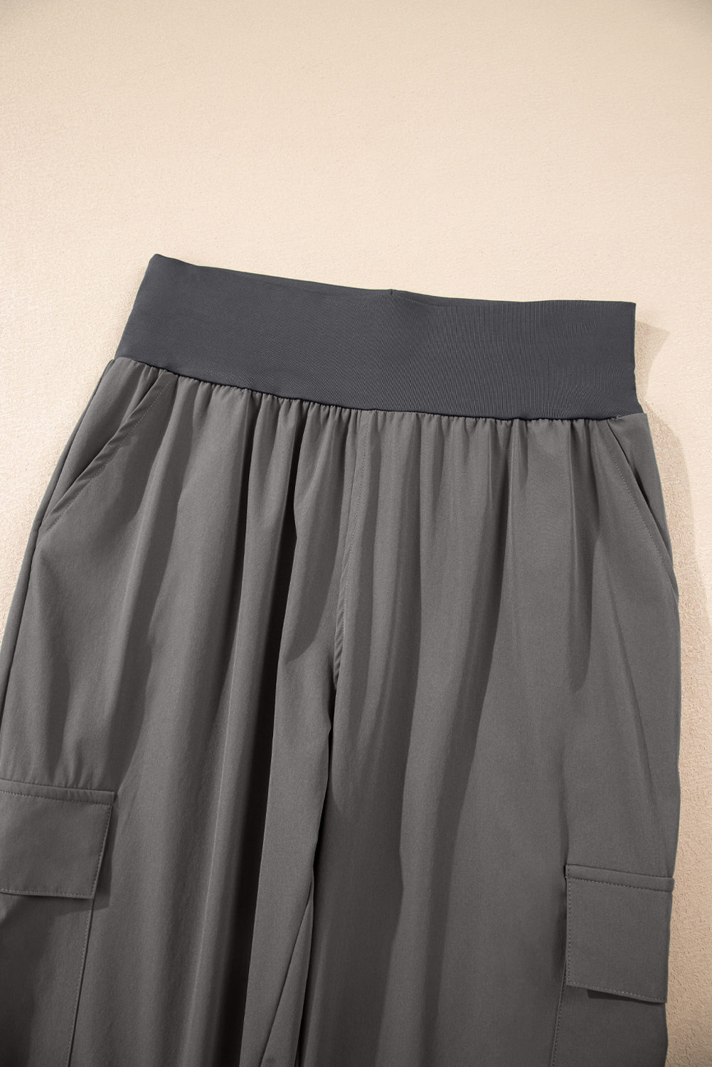 Black Elastic High Waist Pocketed Cargo Jogger Pants - loveforevers
