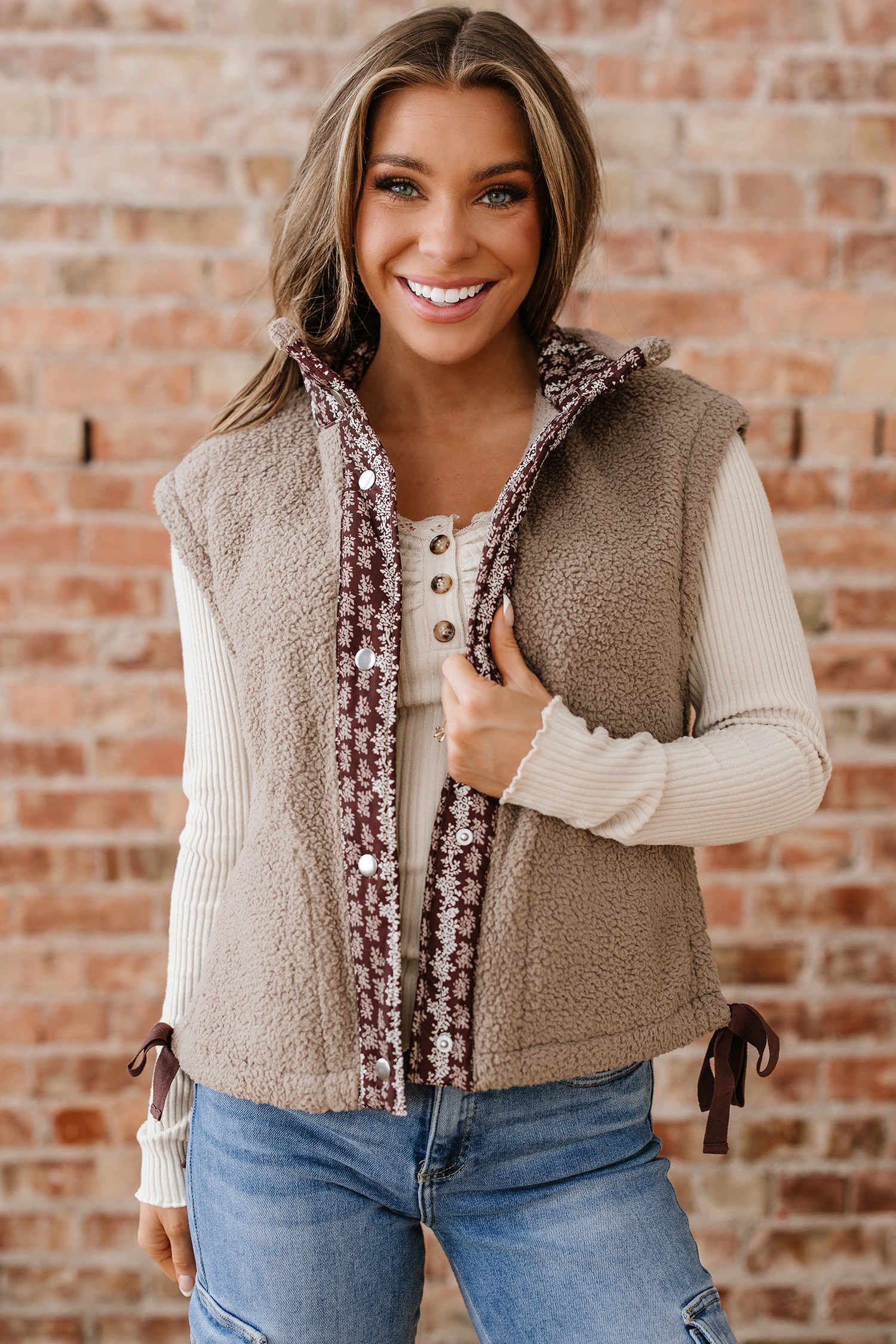 Goat Side Bows Sherpa Fleece Vest - loveforevers
