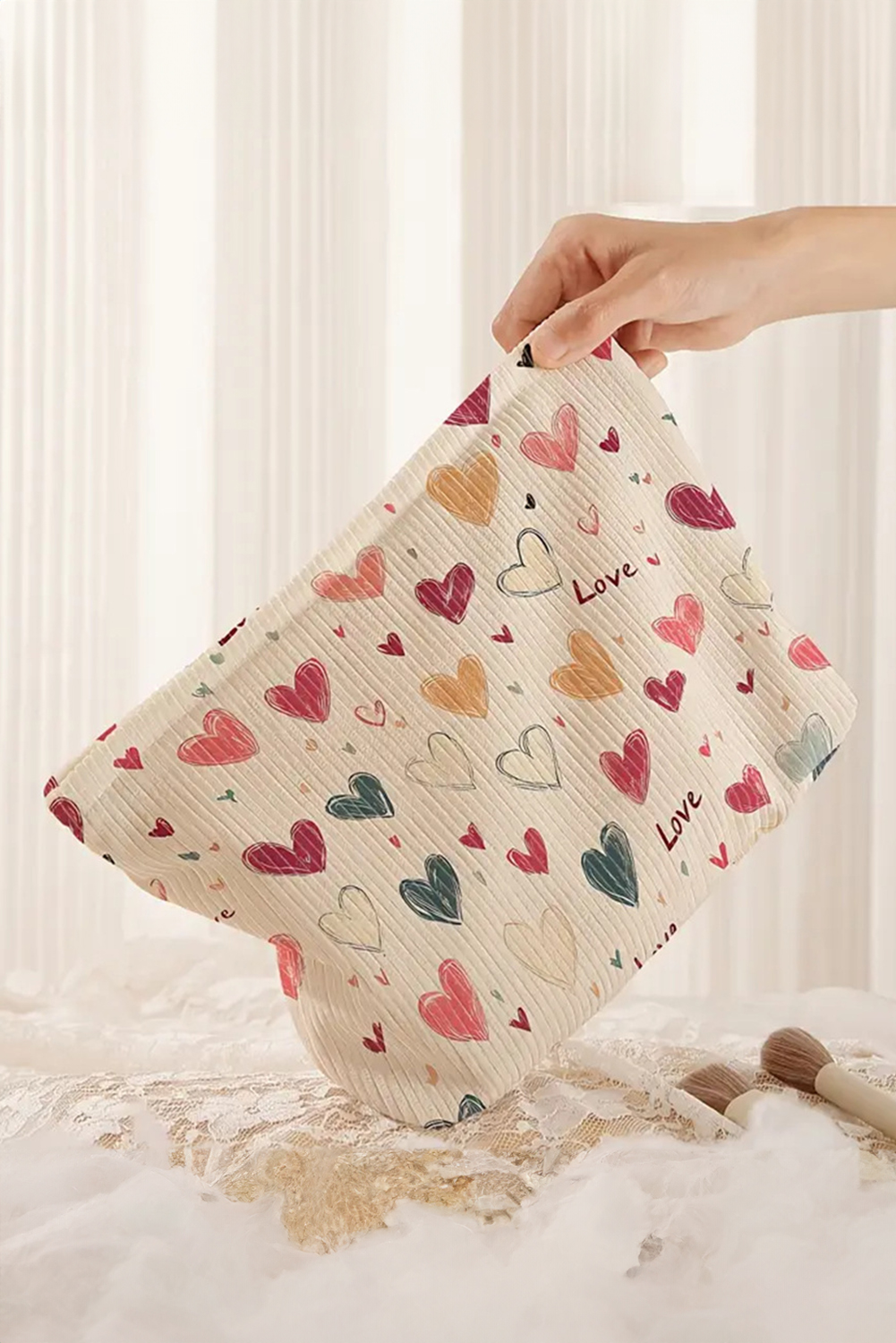 White Love Heart Print Ribbed Canvas Makeup Bag - loveforevers