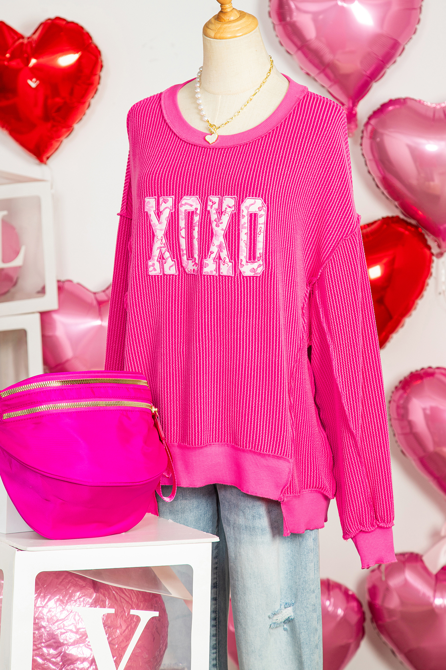 Strawberry Pink Twisted Ribbed Long Sleeve XOXO Bow Print Embroidered Patch Graphic Top - loveforevers