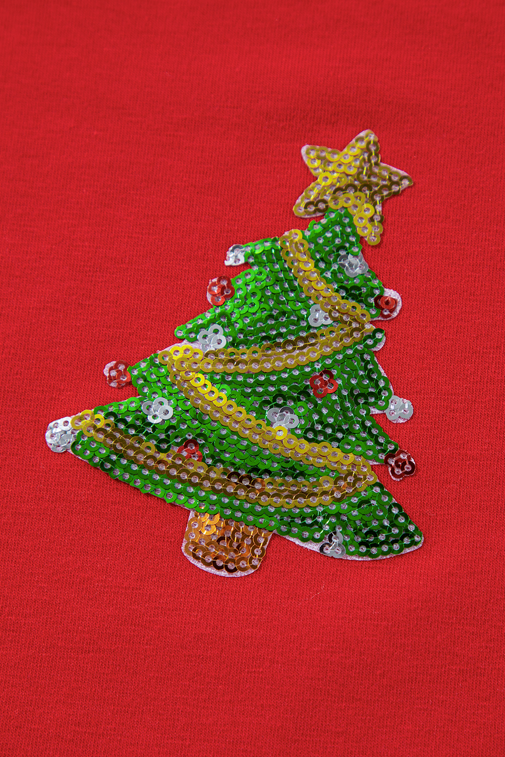 Red Sequined Christmas Tree Graphic Crewneck T Shirt - loveforevers