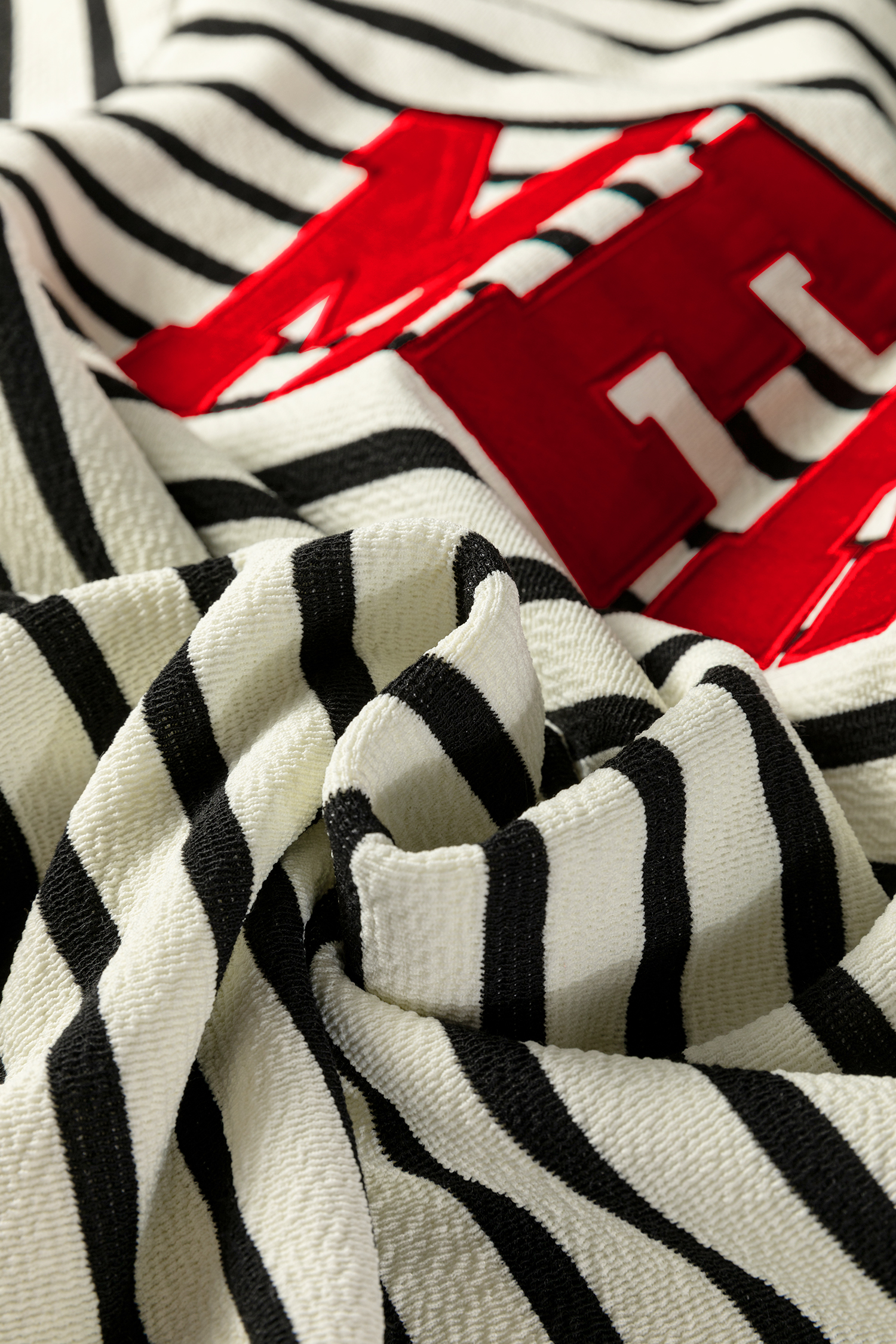 White Stripe Contrast MERRY Letter Christmas Print Drop Shoulder Sweatshirt - loveforevers