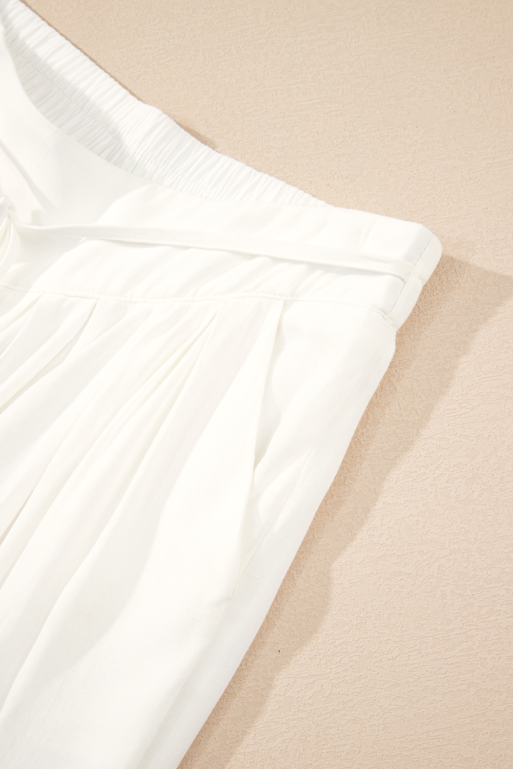 White Solid Drop Waist Pleated Wide Leg Casual Pants - loveforevers