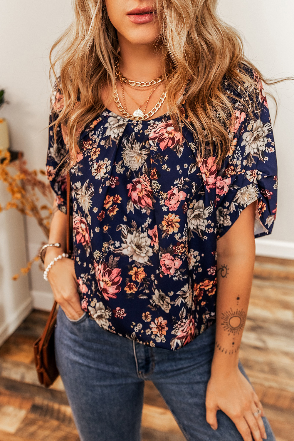 Blue Floral Short Sleeve Scoop Neck Casual Blouse - loveforevers