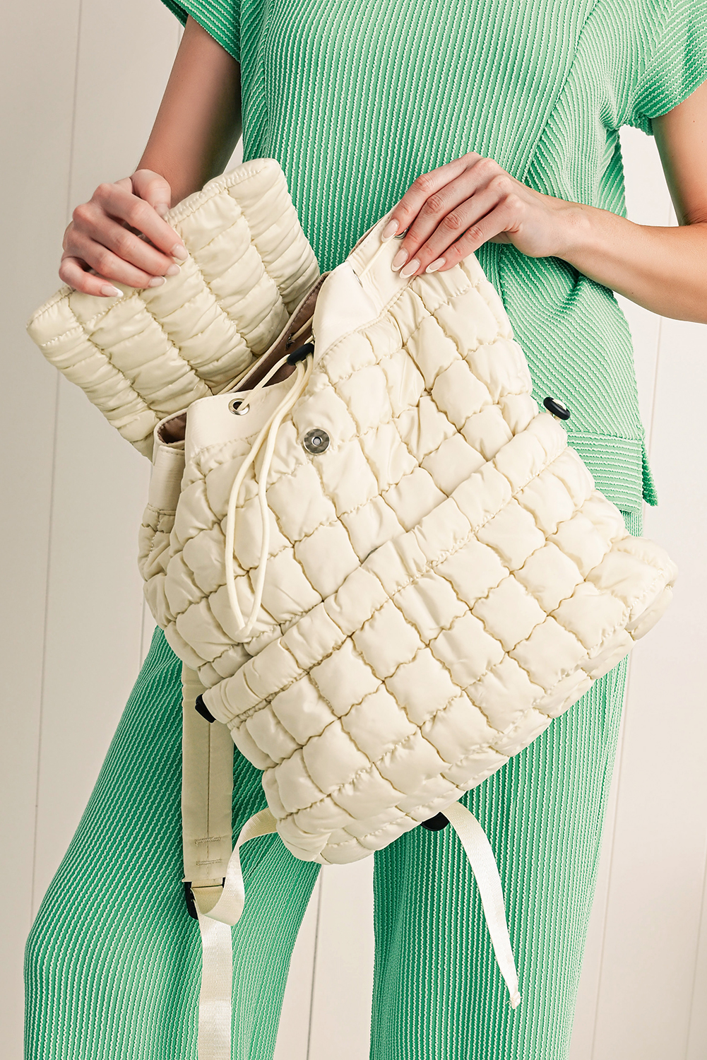 Black Solid Flapped Quilted Puffer Backpack - loveforevers