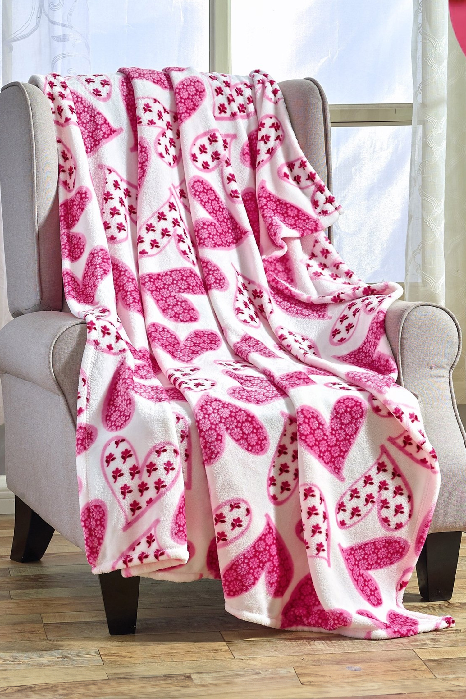 Bright Pink Floral Heart Ultra Plush Throw Blanket - loveforevers