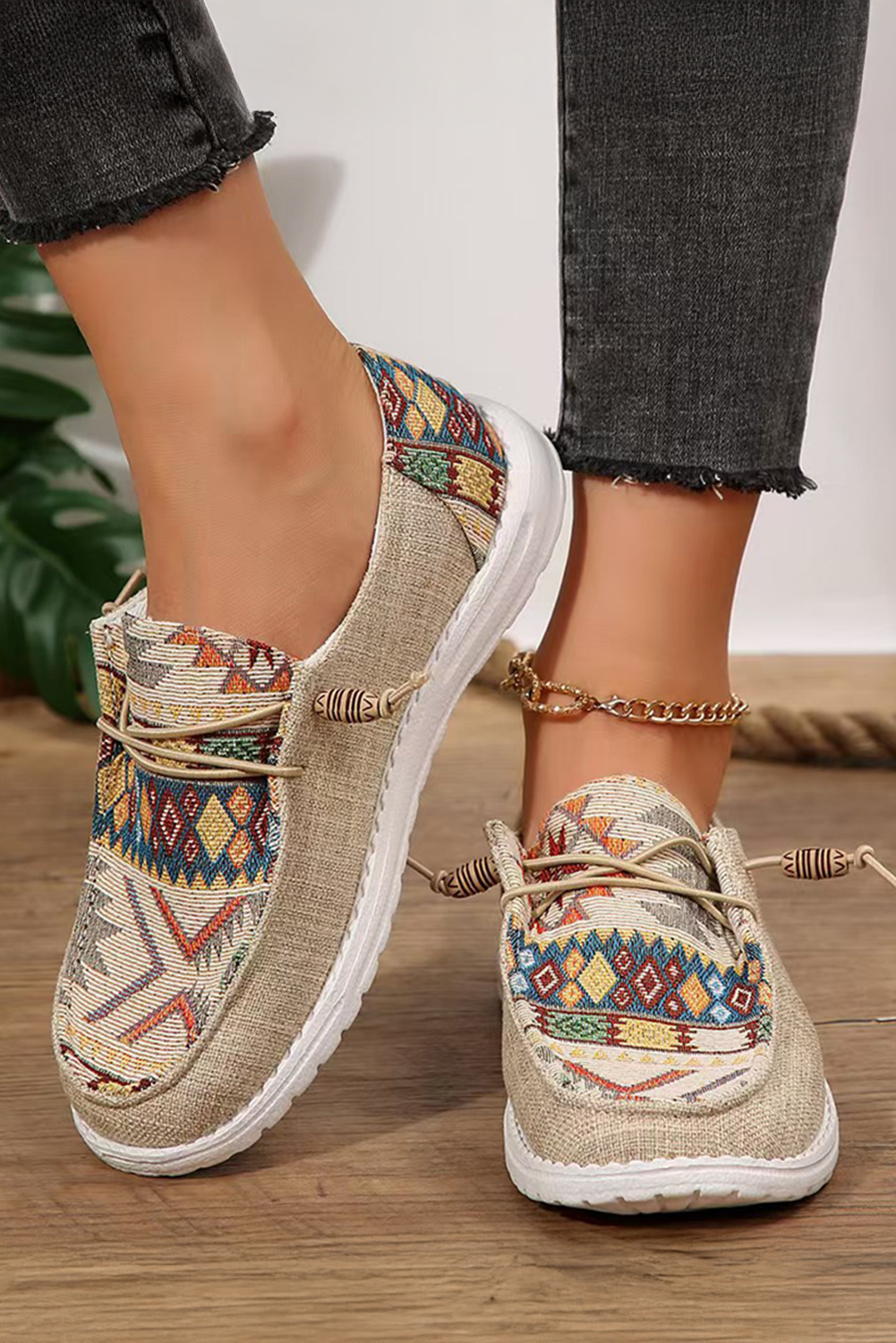 Beige Geometric Lace-up Decor Slip On Shoes - loveforevers