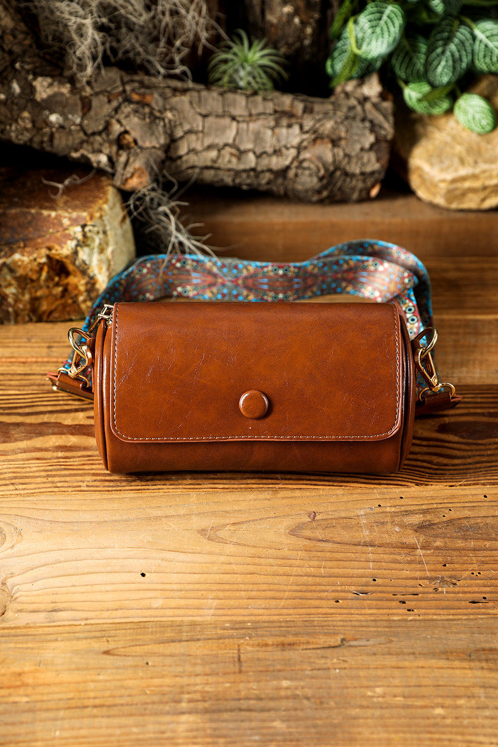 Chestnut PU Leather Flap Shoulder Bag with Retro Print Wide Strap - loveforevers