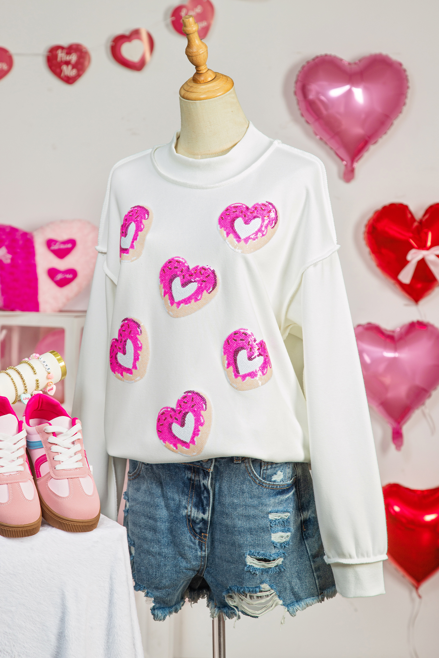 White Reversible Double Wear Sequin Donut Heart Graphic Mock Neck Sweatshirt - loveforevers