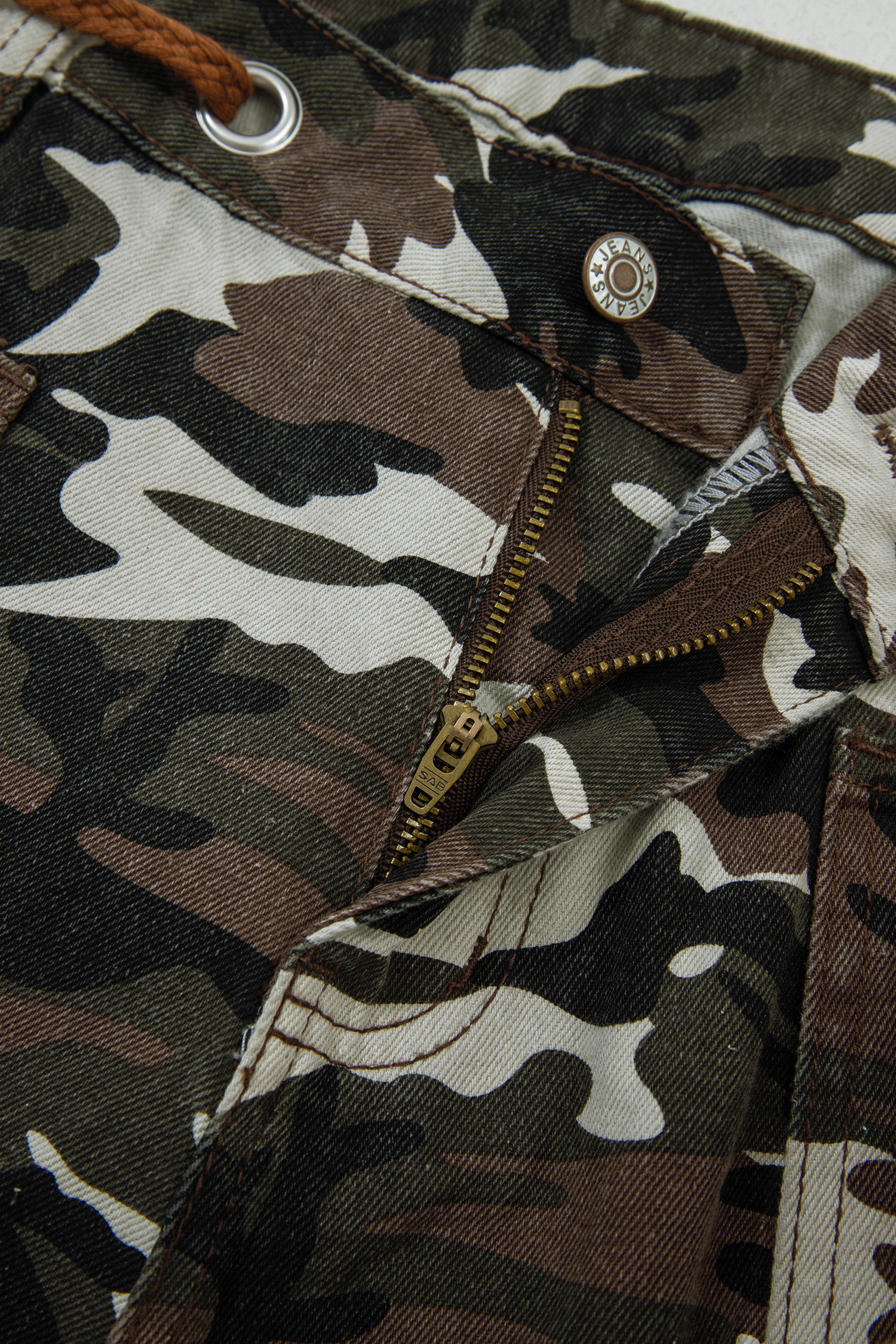Green Camouflage Print Splashed Distressed Loose Denim Pants - loveforevers