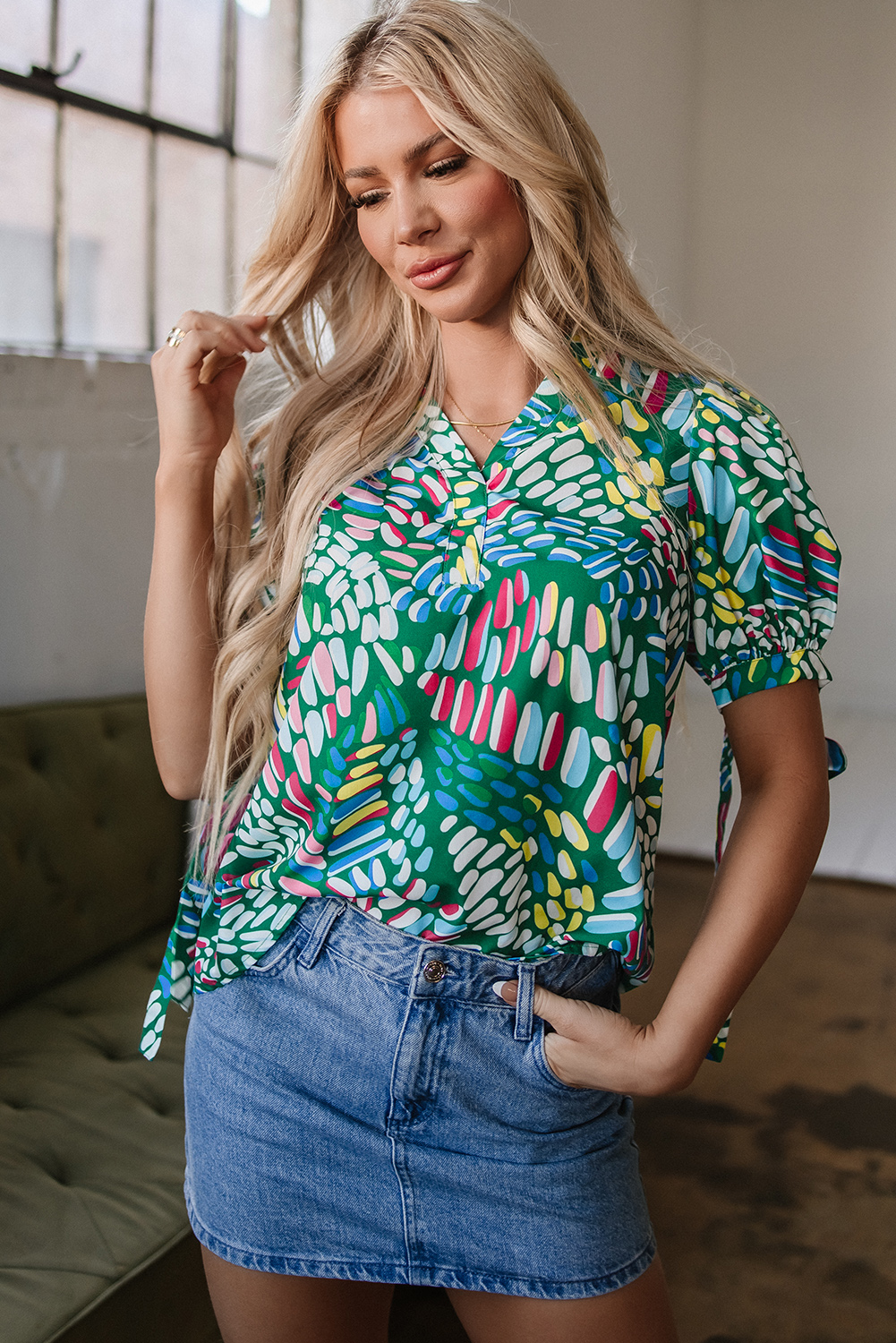 Green Brushwork Geometric Print Puff Sleeve Notched Neck Blouse - loveforevers